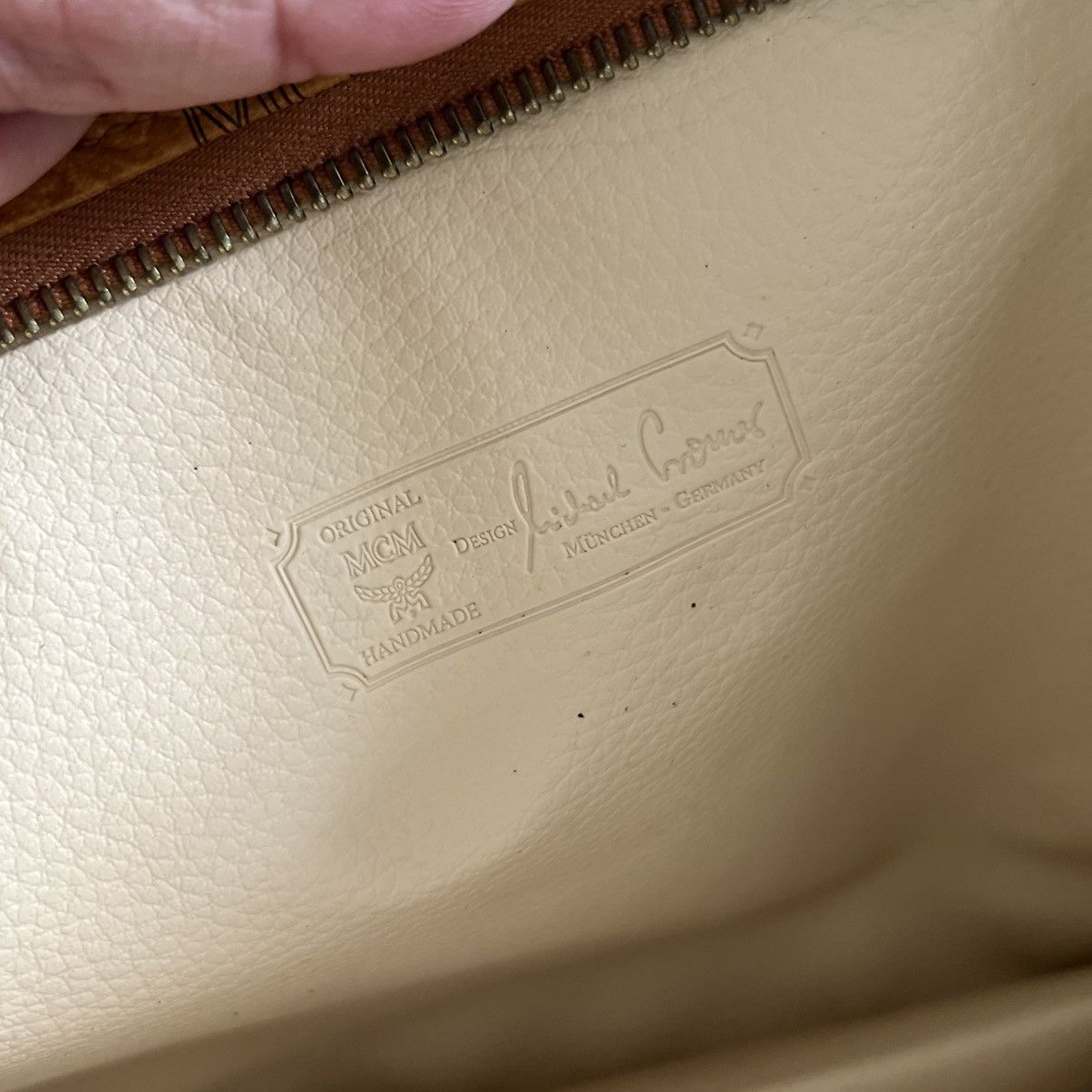 MCM 💥MCM visetos pouch clutch bag Size ONE SIZE - 12 Thumbnail