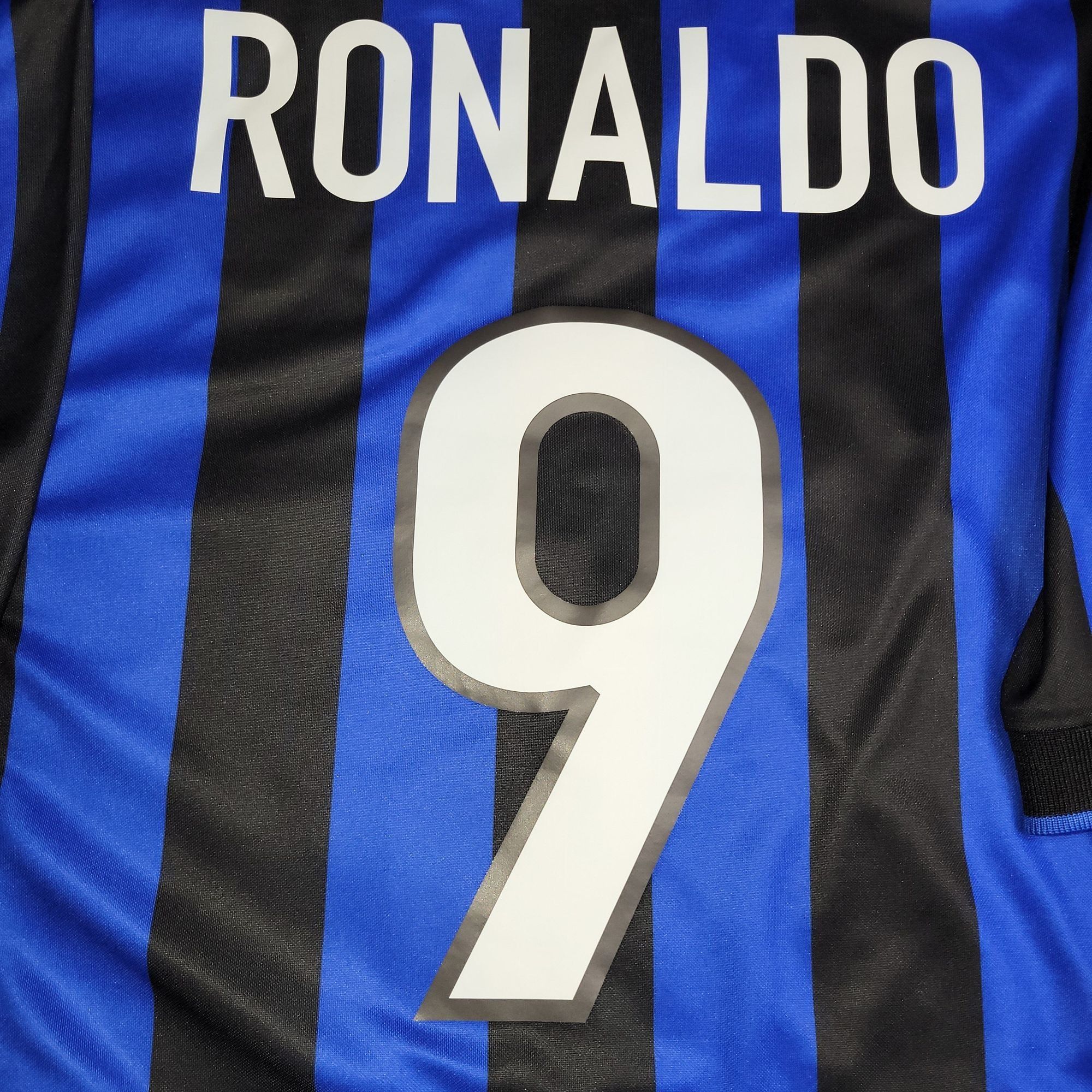 Nike Ronaldo Inter Milan Nike 1998 1999 UEFA Soccer Jersey L Size US L / EU 52-54 / 3 - 4 Thumbnail
