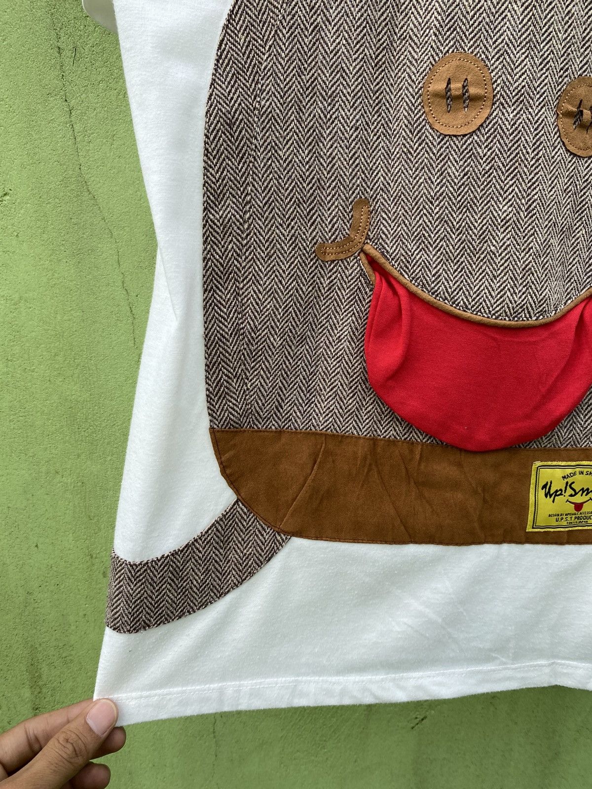Japanese Brand Up! Smile Cartoon Tongue Patch Tee Cute Backpack 3D Japanese Size L / US 10 / IT 46 - 13 Thumbnail