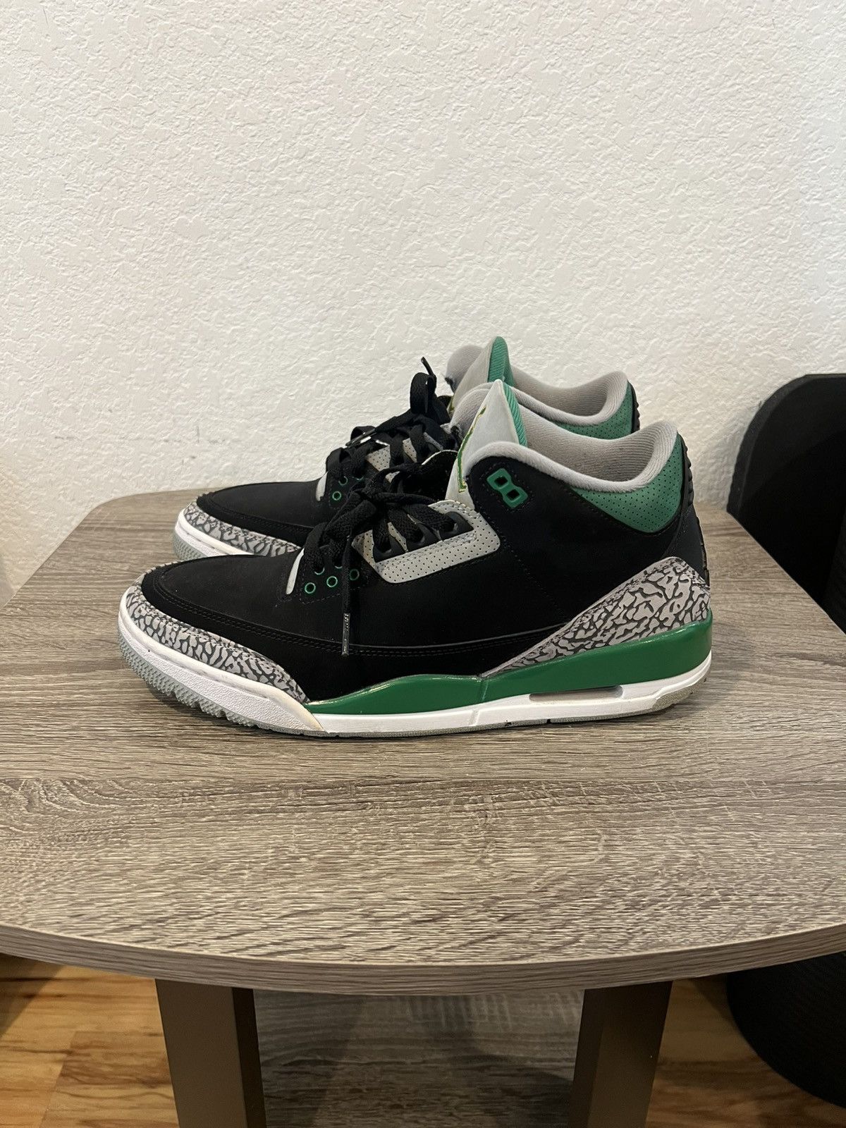 Jordan Brand Jordan 3 Retro Pine Green Size US 11 / EU 44 - 2 Thumbnail