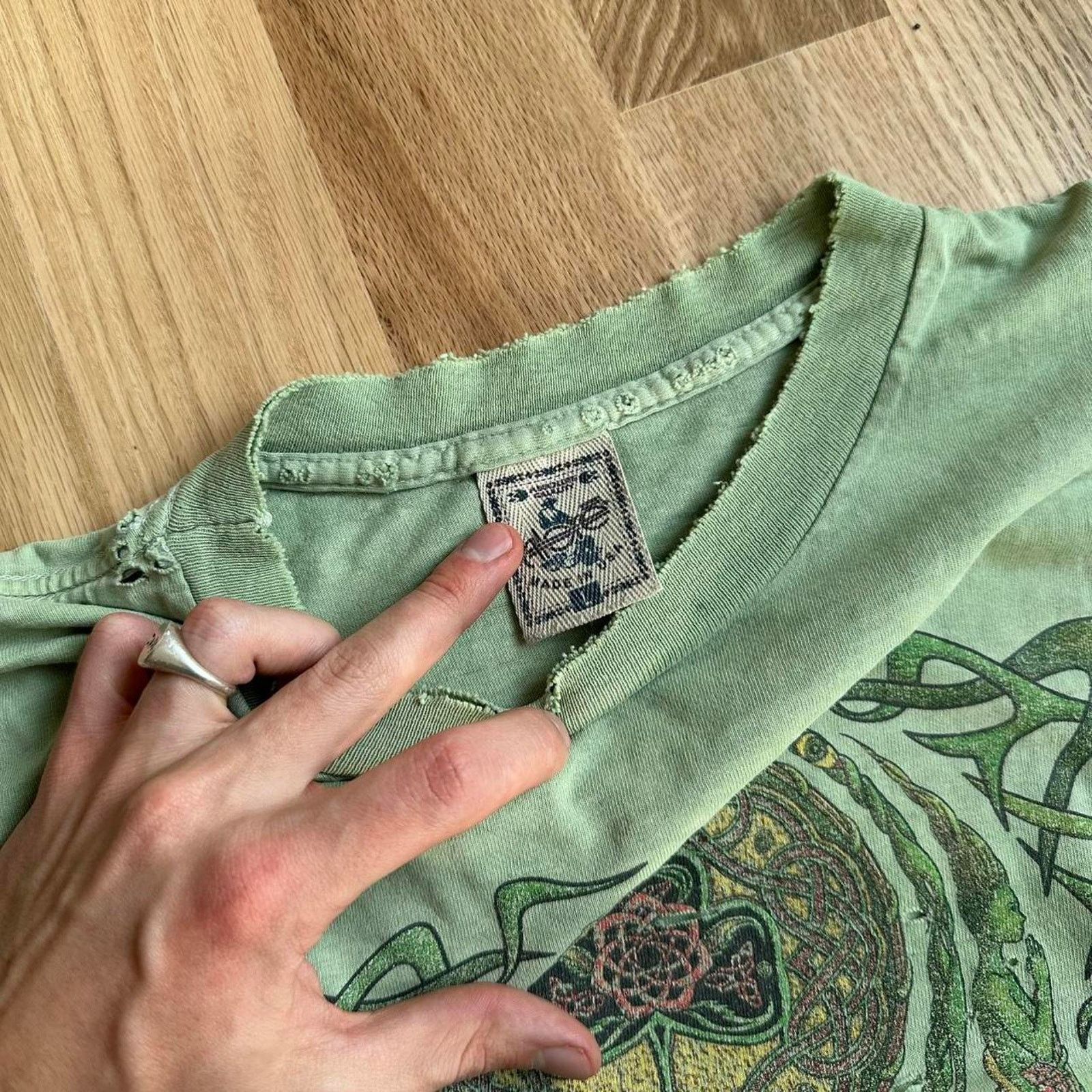Band Tees × Grateful Dead × Vintage Vintage 90s Grateful Dead Celtic Thrashed Green TieDye Tee Size US L / EU 52-54 / 3 - 6 Thumbnail