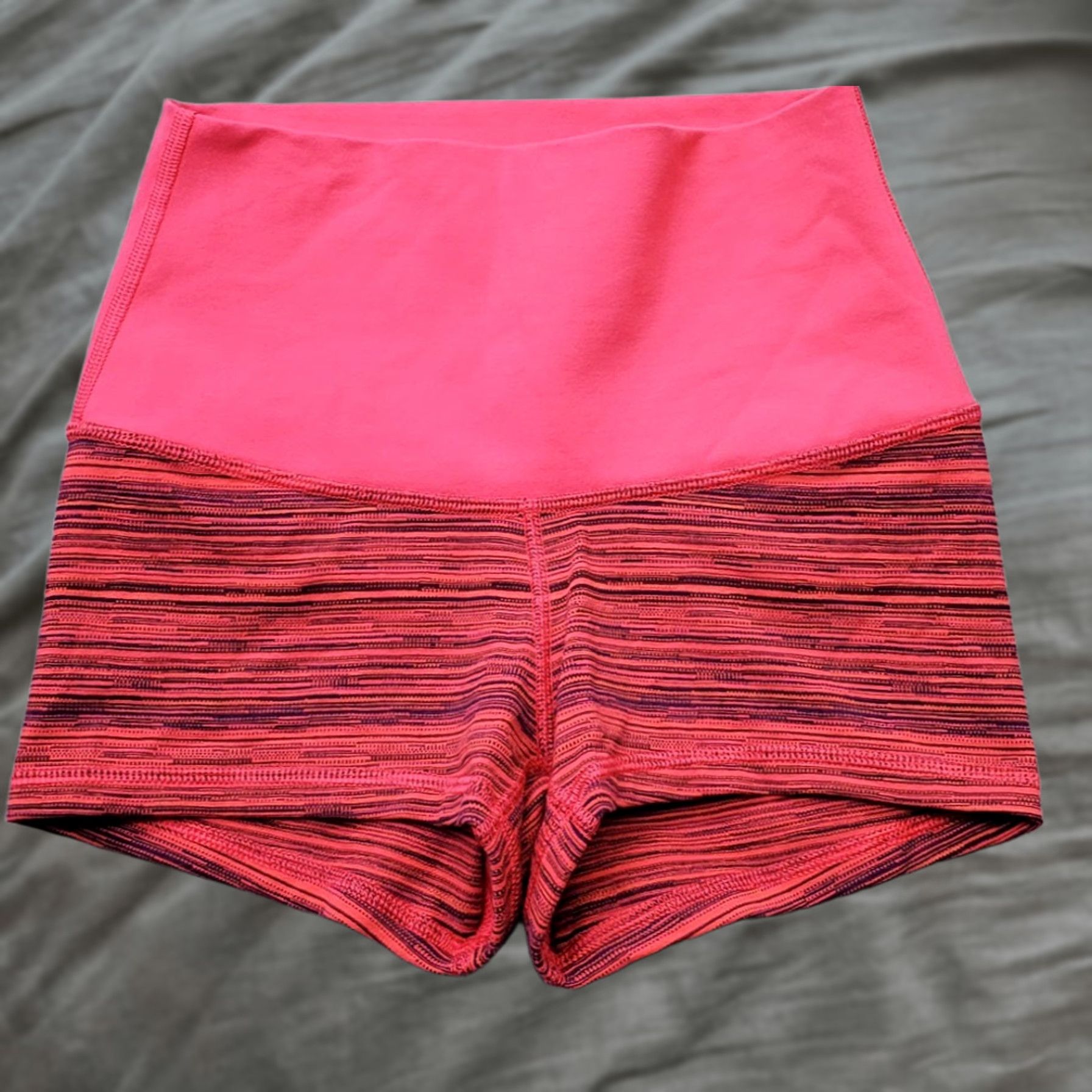 Lululemon Lululemon Womens XS Multicolor Align Running Shorts High Waist Roll Down Athletic Fit Shor ts Size 40" / US 18 - 1 Thumbnail
