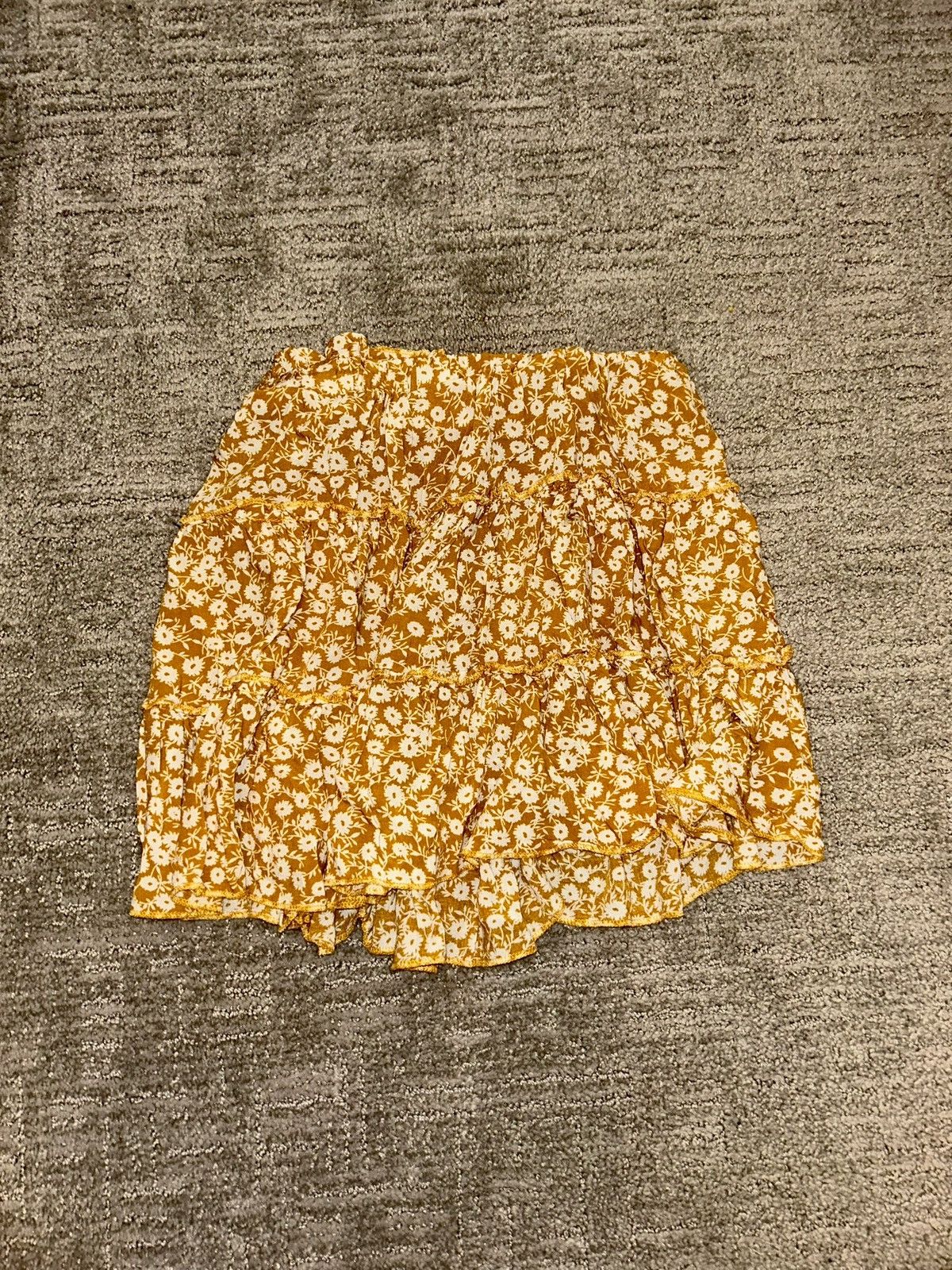 Shein Orange flower Shein flowy skirts Size 26" / US 2 / IT 38 - 3 Thumbnail