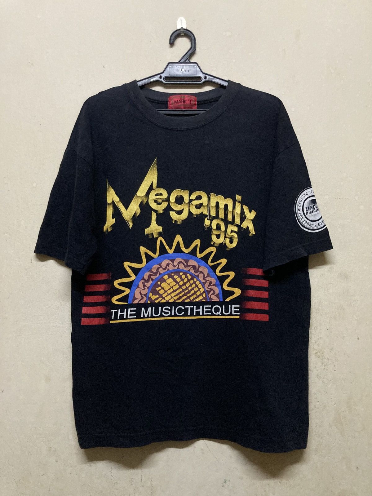Vintage 90s Bootleg Megamix 95 The Musictheque Tshirt