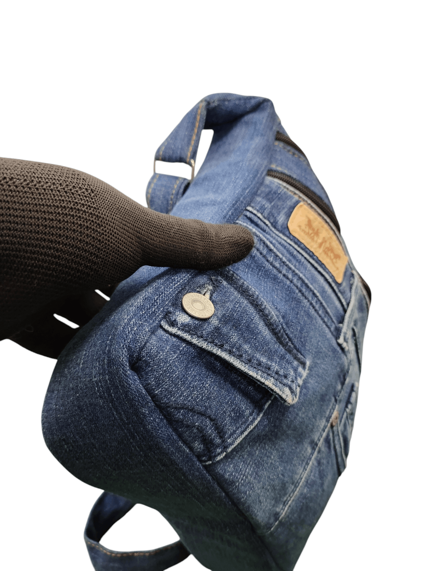 Japanese Brand Vintage Levis Custom Crossbody Sling Denim Bag Size ONE SIZE - 8 Thumbnail