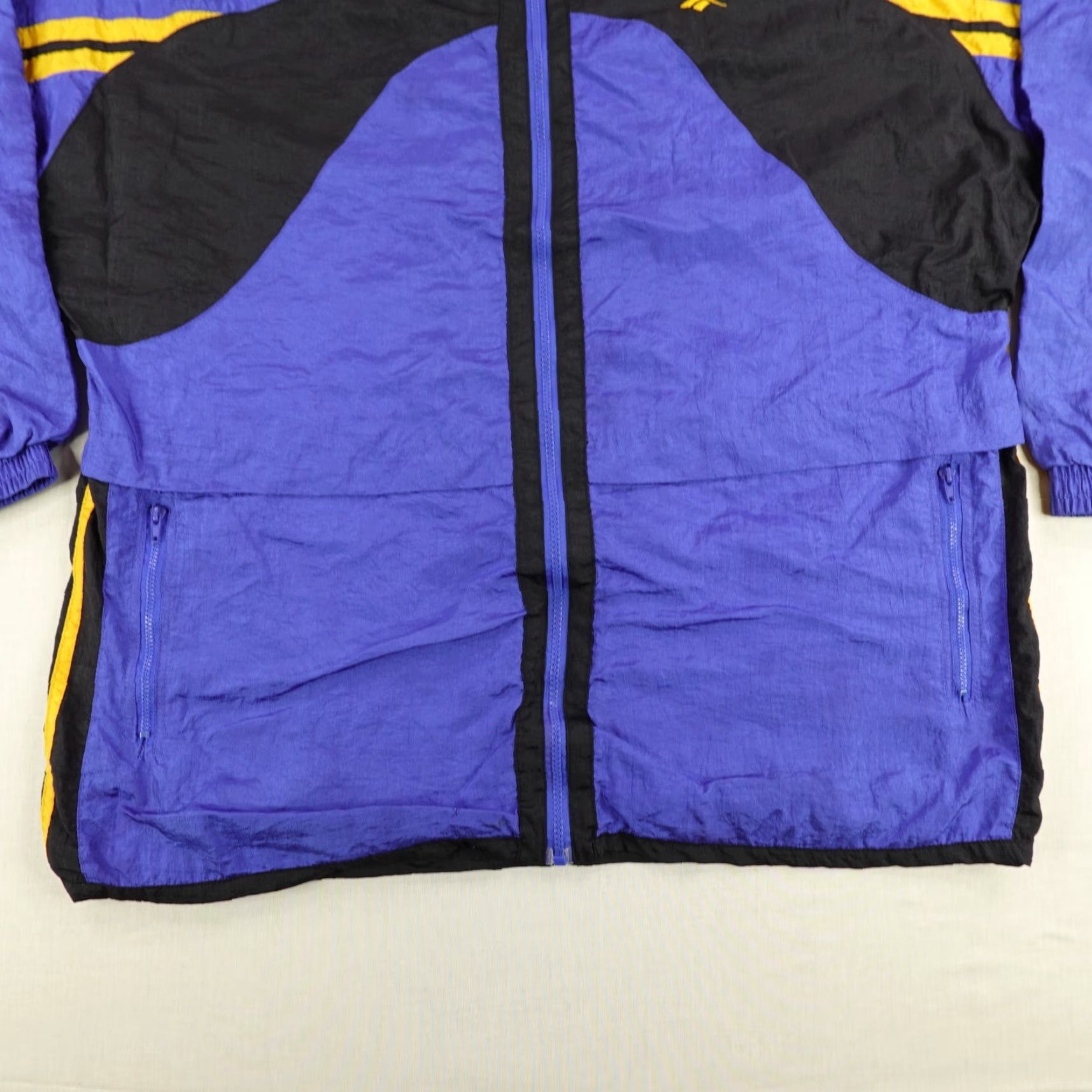 Reebok VINTAGE Reebok Jacket Men L Blue Windbreaker Lined 90s Geometric Nylon Full Zip Pockets Wind-Resistant Size US L / EU 52-54 / 3 - 4 Thumbnail
