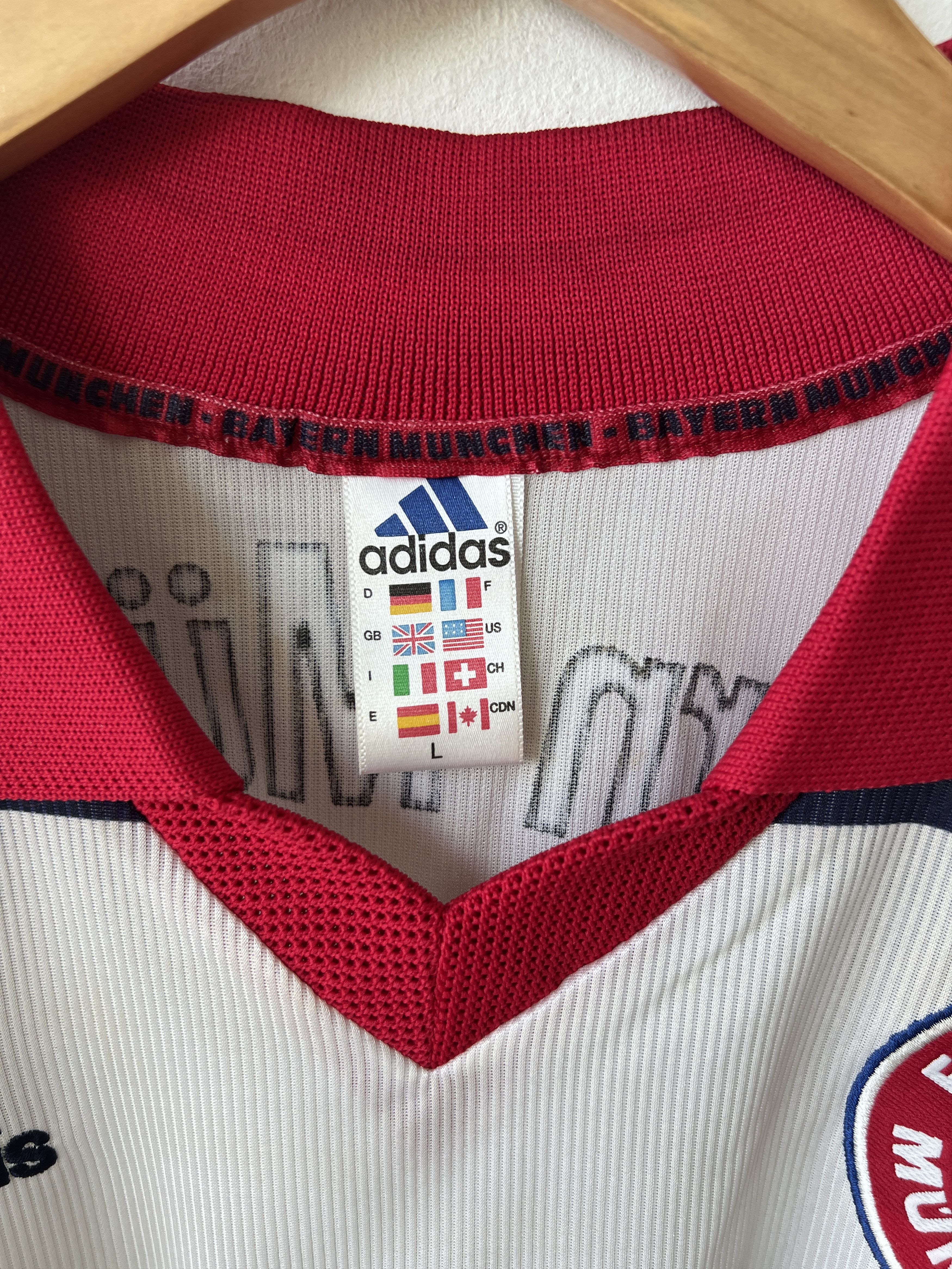 Adidas (L) Bayern Munich 1998-00 Away Kit Size US L / EU 52-54 / 3 - 3 Thumbnail