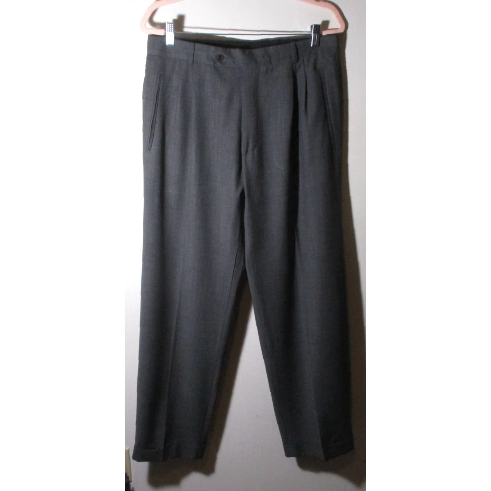 Hugo Boss HUGO BOSS Gray Wool Pleated Dress Pants Men 34W 31L Dress Pants Mens Wool Gray 90s? Size US 34 / EU 50 - 2 Thumbnail