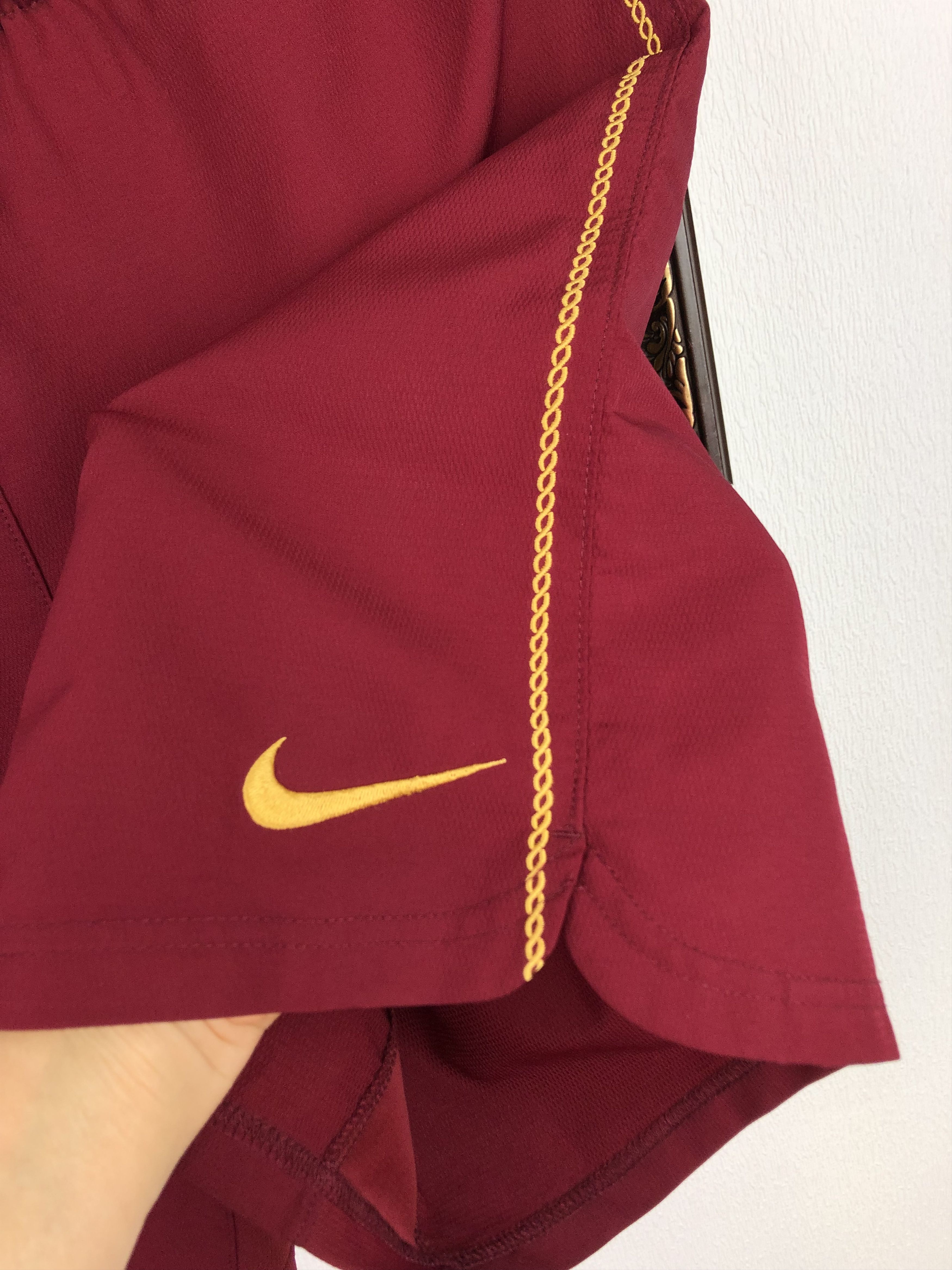 Nike Vintage Nike Portugal Football Shorts Soccer Mens National S Size US 30 / EU 46 - 5 Thumbnail