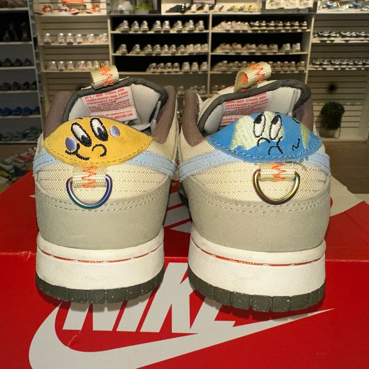 Nike Size 8.5 - Nike Dunk Low Cartoon Size US 8.5 / EU 41-42 - 3 Thumbnail