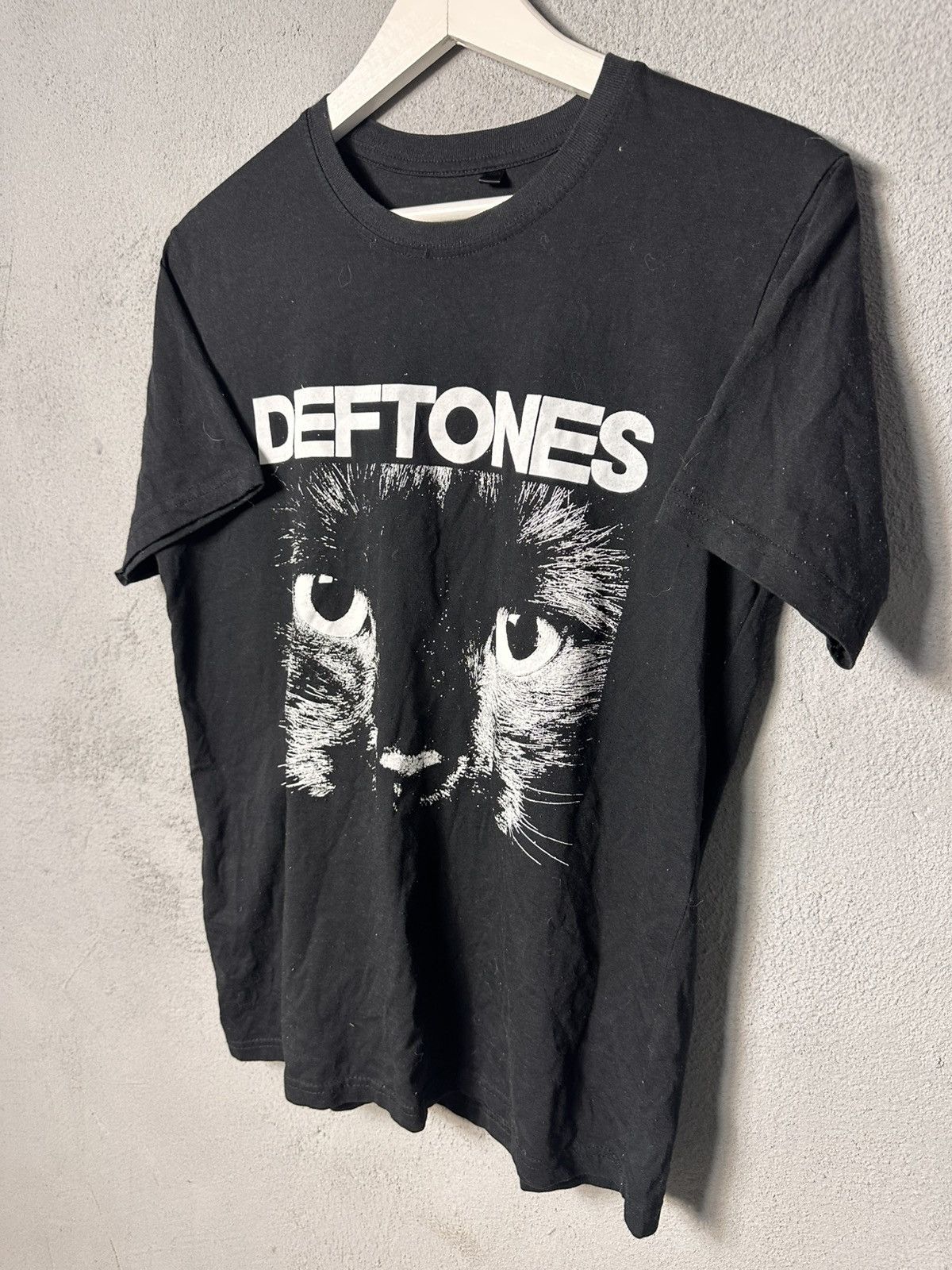 Band Tees Deftones Cat Band T-shirt Size US M / EU 48-50 / 2 - 2 Thumbnail