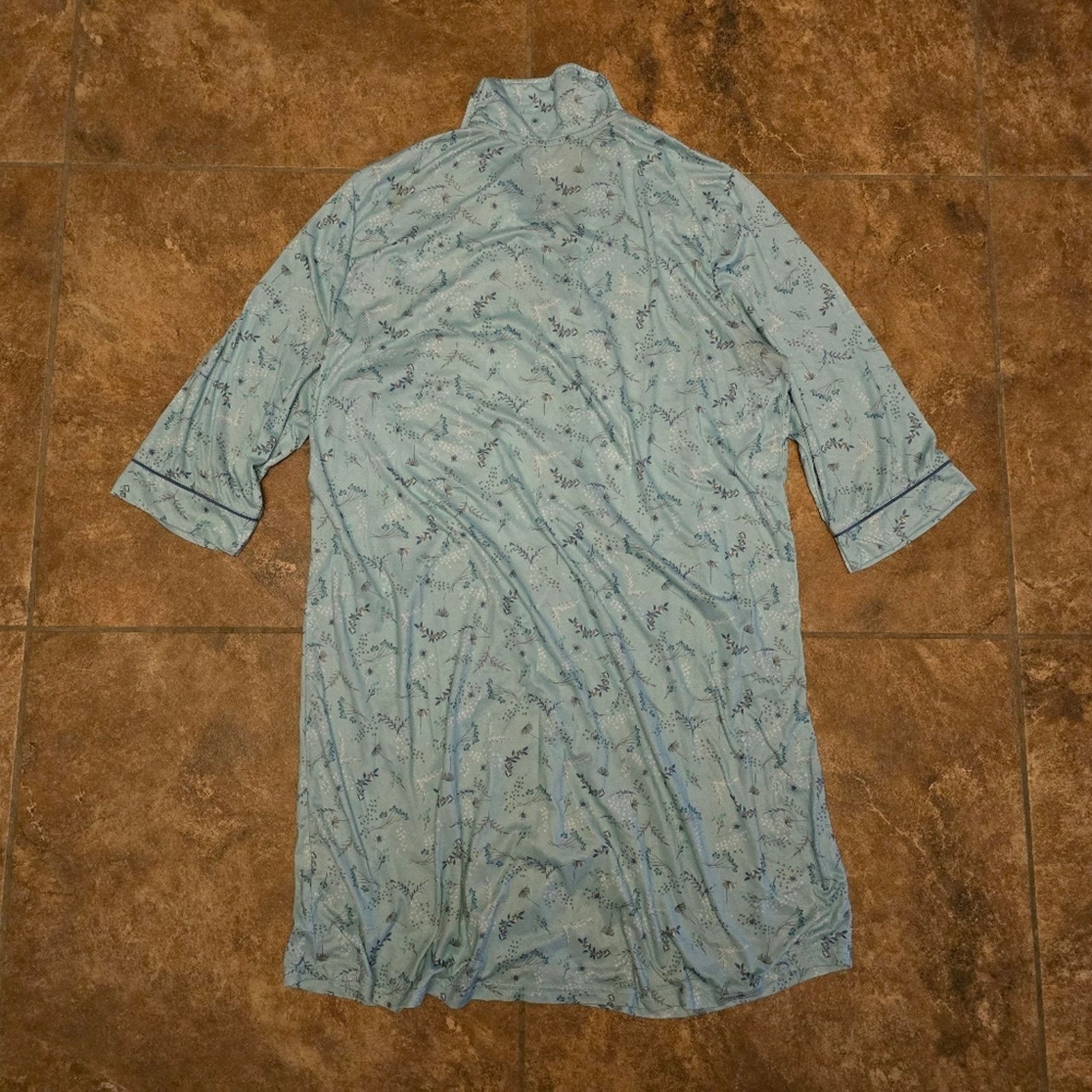 Other Light Blue Floral | PINK K | Long Sleeve Robe Size ONE SIZE - 2 Thumbnail