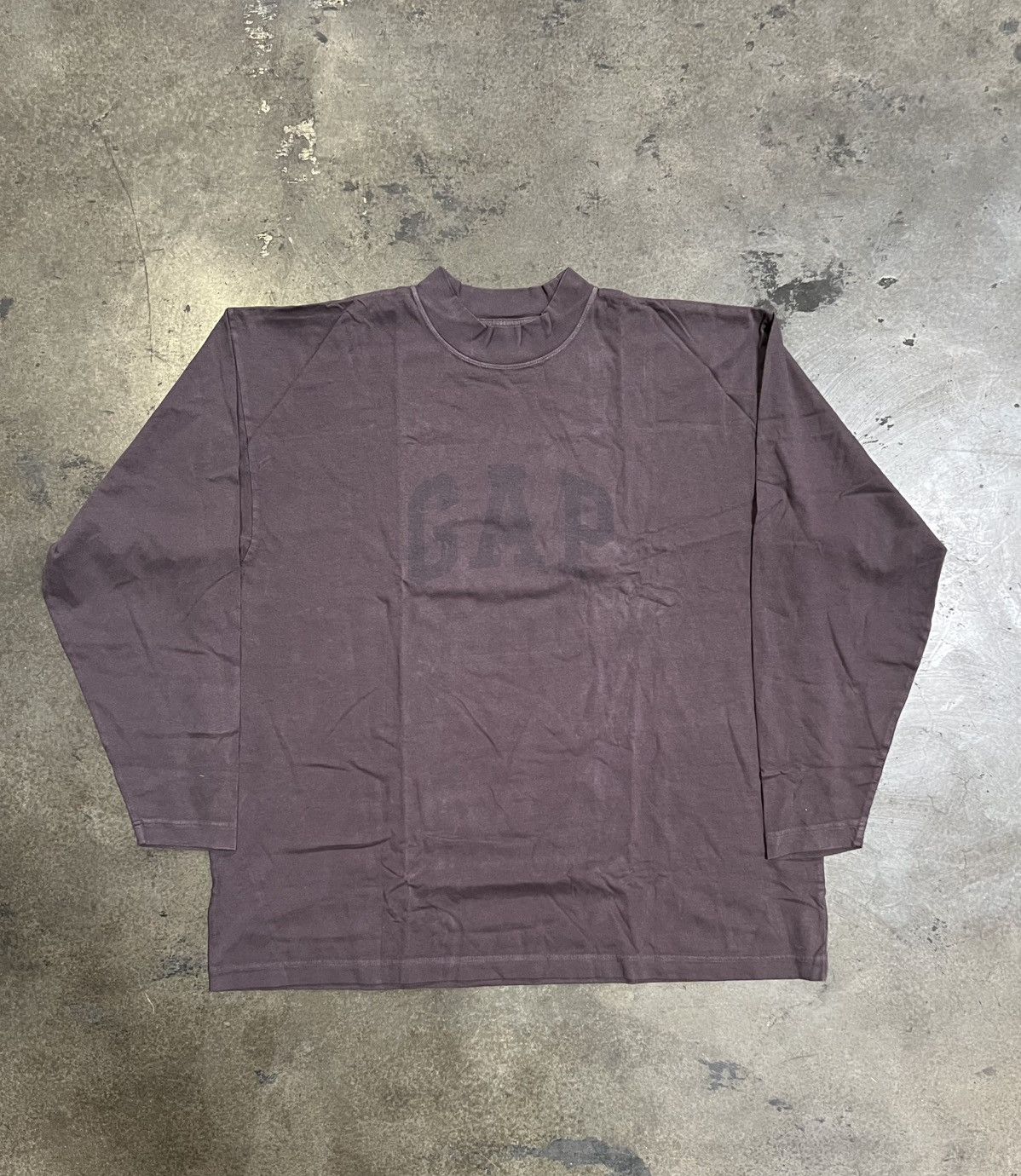 Yeezy Yeezy x Gap x Balenciaga 10A Dove LS Tee Dark Grey - XL Size US XL / EU 56 / 4 - 1 Thumbnail