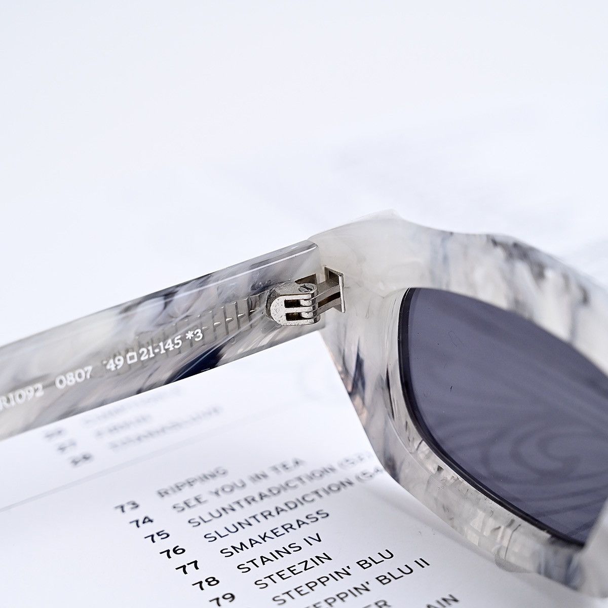 Off-White OFF WHITE VENEZIA SUNGLASSES Size ONE SIZE - 10 Thumbnail