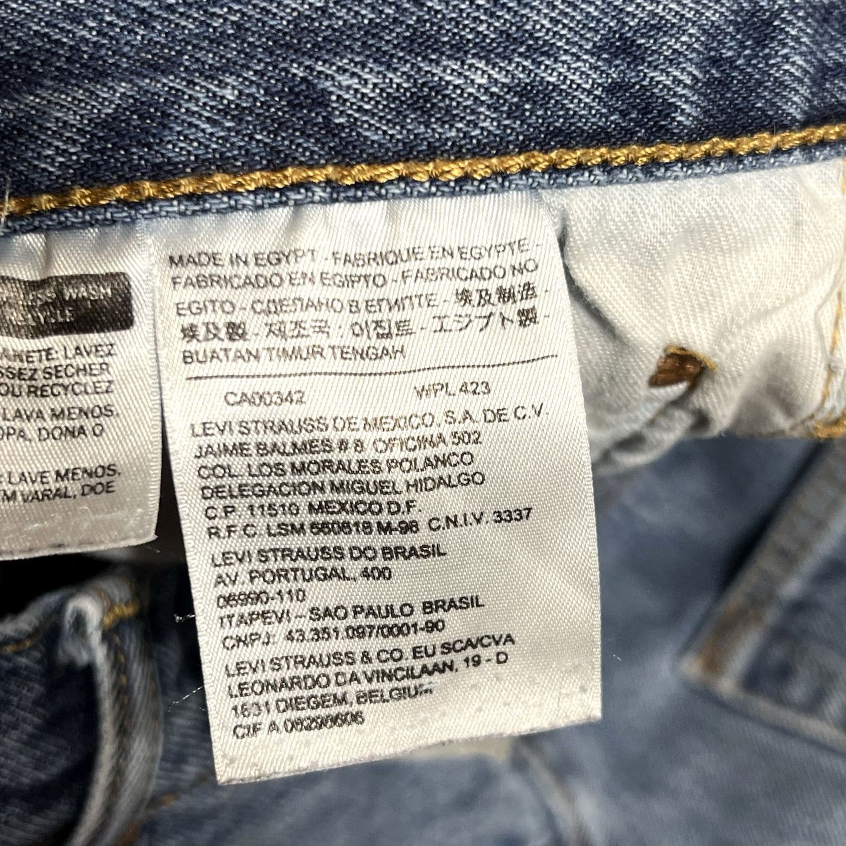 Levi's Levi's 501 Jeans Blue Denim Button Fly Regular Distressed 34x32 34x34 Measure Mens Jeans | Levi's 500 Series Size US 34 / EU 50 - 7 Thumbnail