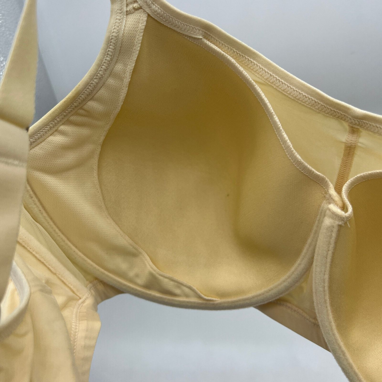 Other Breezies Comfort Zone Full Coverage Underwire T-Shirt Bra Size XS / US 0-2 / IT 36-38 - 7 Thumbnail