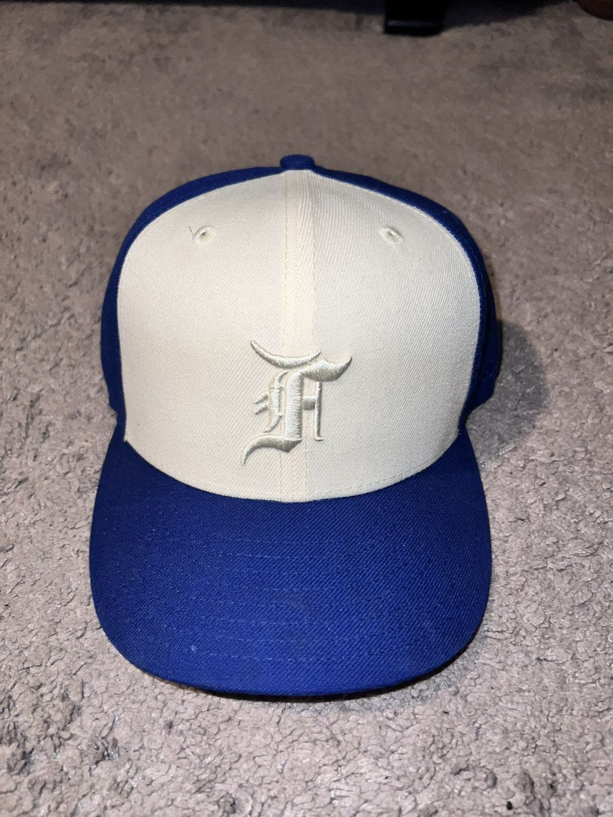 Essentials × Fear of God Fear of god fitted hat Size ONE SIZE - 1 Thumbnail