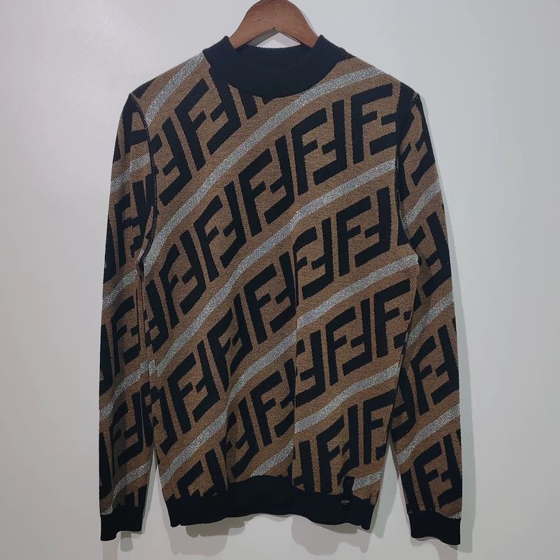 Fendi Fendi Logo Print Round Neck Sweater Size US L / EU 52-54 / 3 - 1 Thumbnail