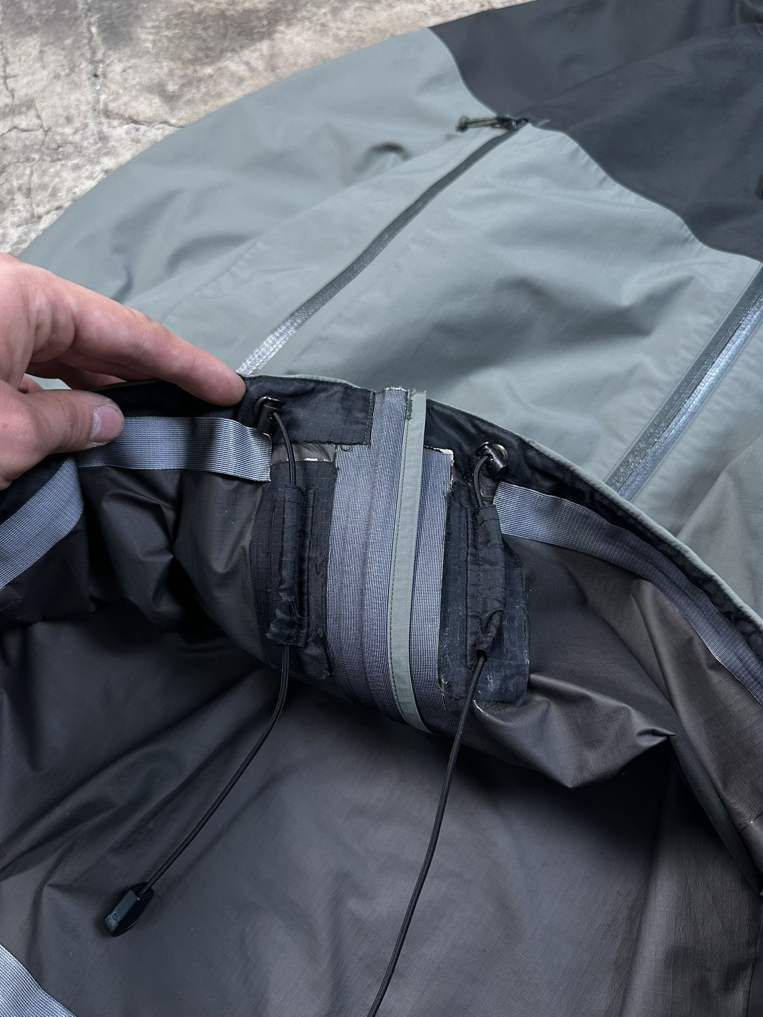 Arc'teryx Rare 00s Arc'teryx Green Gore-tex Shell Jacket Vintage Size US L / EU 52-54 / 3 - 8 Thumbnail