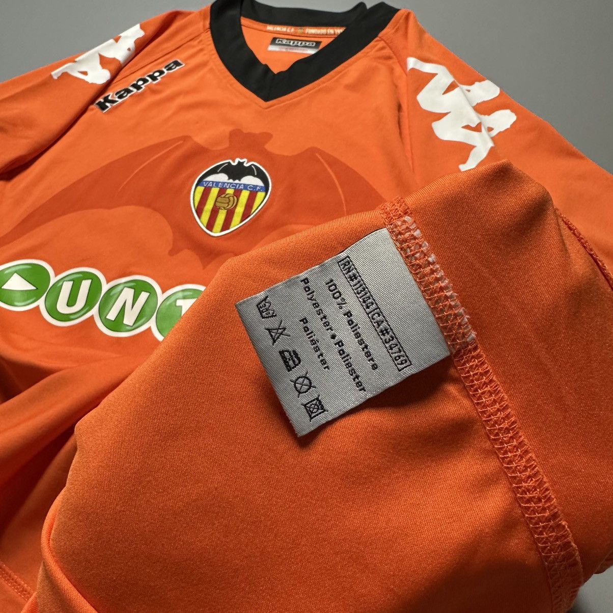 Kappa VALENCIA KAPPA 2010/2011 FOOTBALL AWAY JERSEY #10 MATA Size US M / EU 48-50 / 2 - 11 Thumbnail