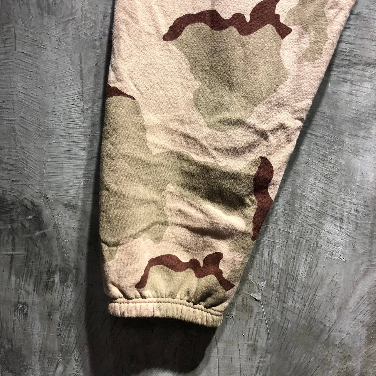 Supreme Supreme $ S logo dessert camp sweatpants Size US 33 - 4 Thumbnail
