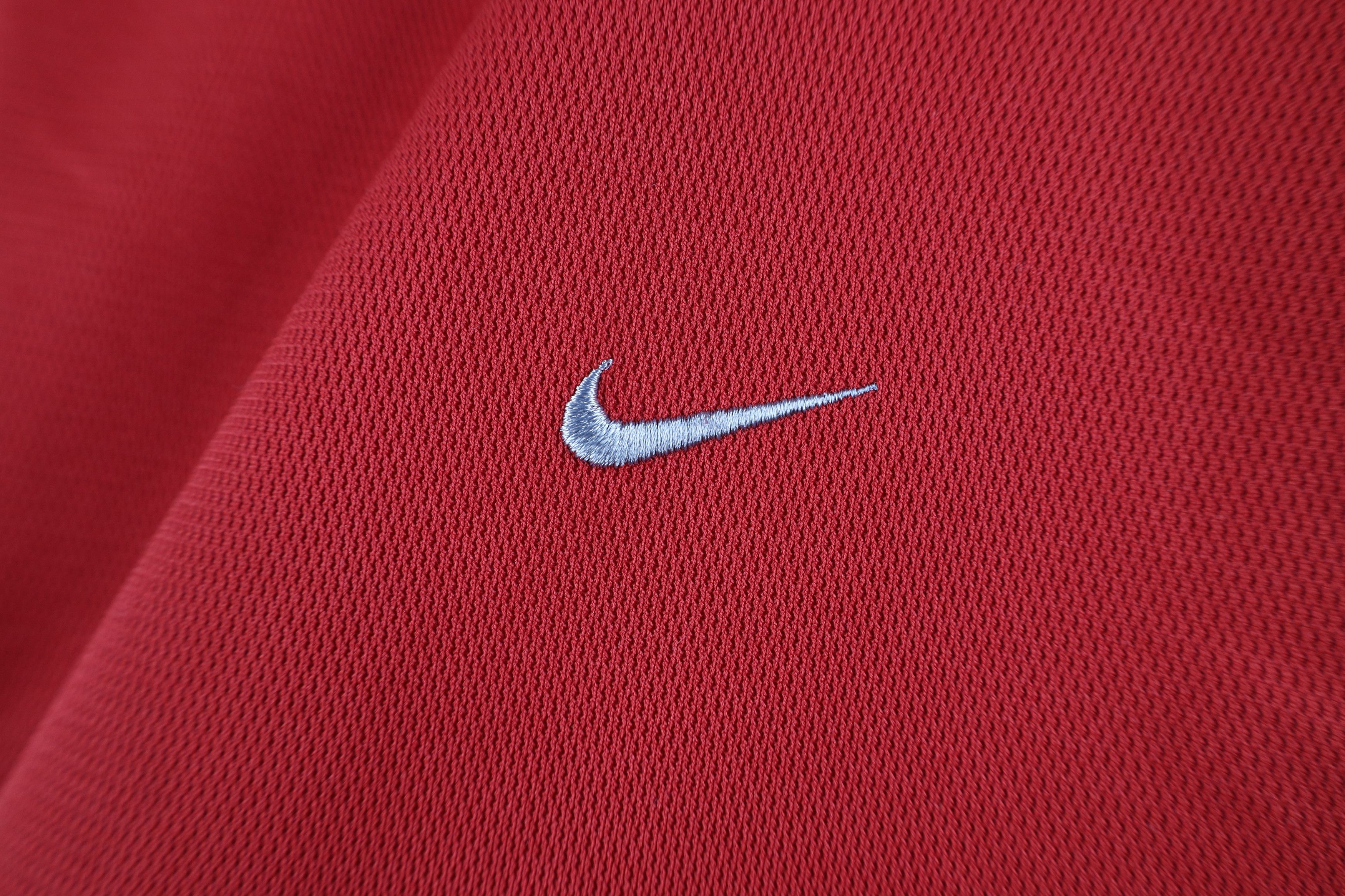 Nike Vintage Y2K Nike Scott Mini Swoosh Thermal Knit T-Shirt Red Size US XL / EU 56 / 4 - 4 Thumbnail