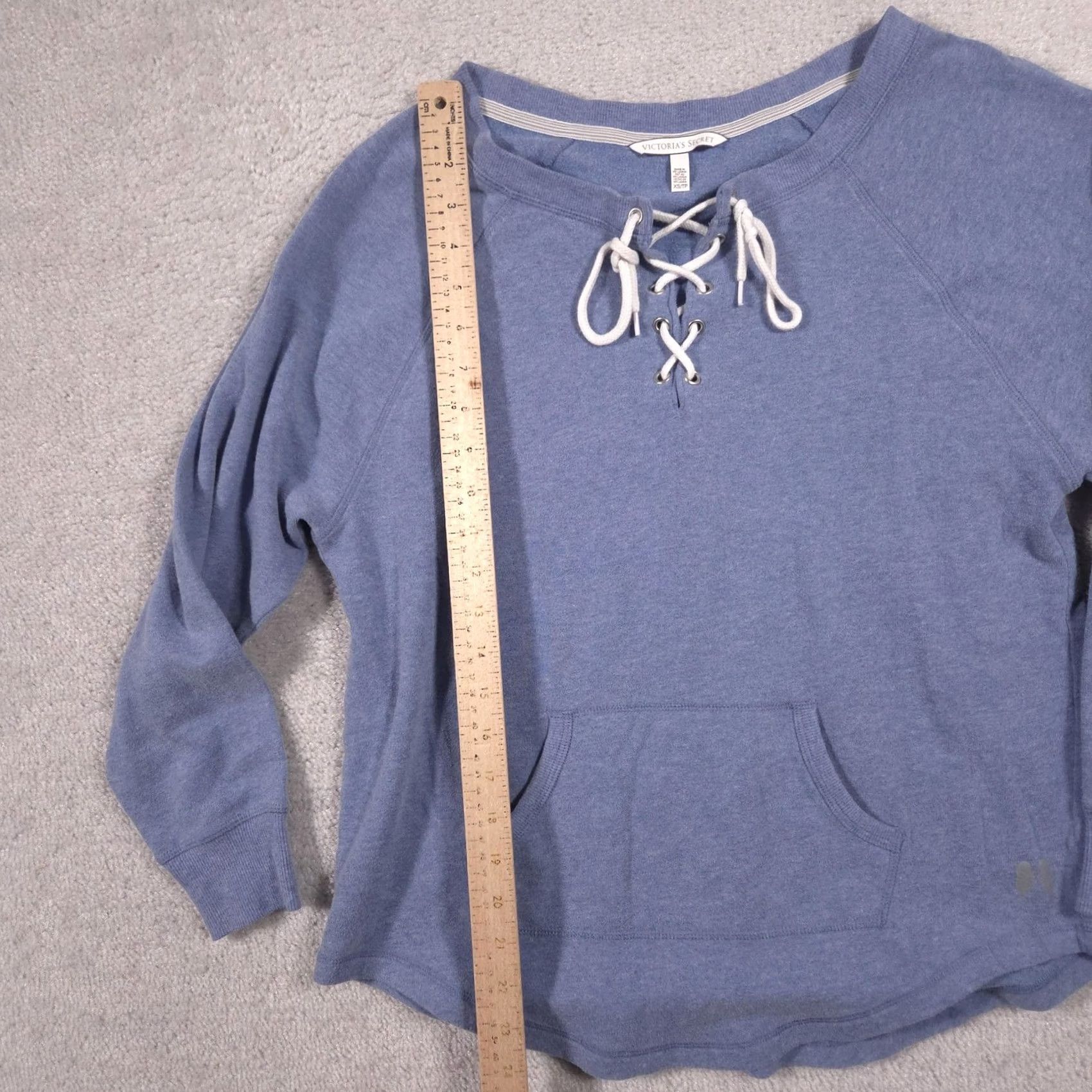 Victoria's Secret Victoria's Secret Sweatshirt Womens XS Blue Lace Up Neck Kangaroo Pocket Fleece Size XS / US 0-2 / IT 36-38 - 7 Thumbnail
