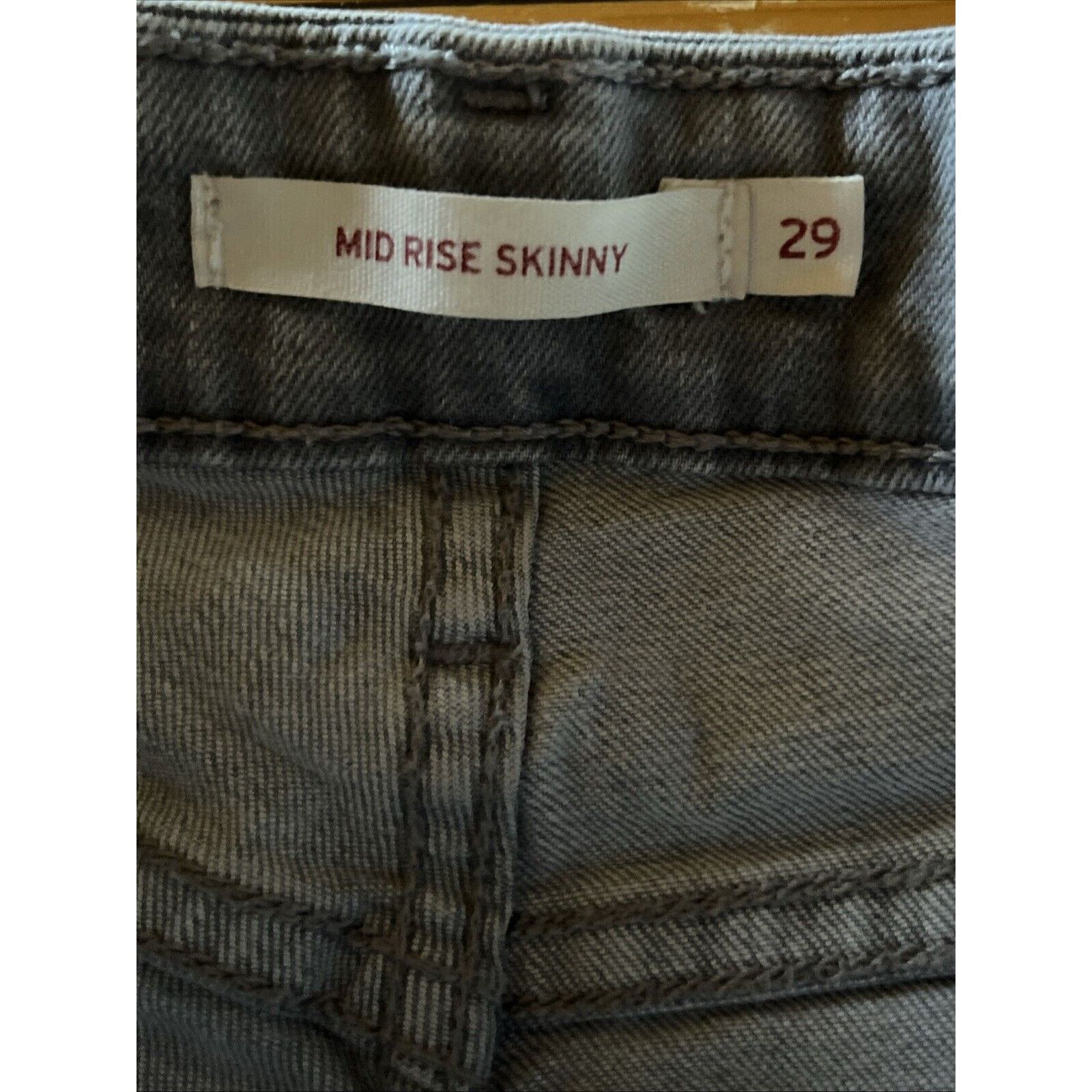 Levi's Levi’s Skinny Jeans Women’s 28x31 Gray Mid Rise Stretch Size 28" / US 6 / IT 42 - 5 Thumbnail