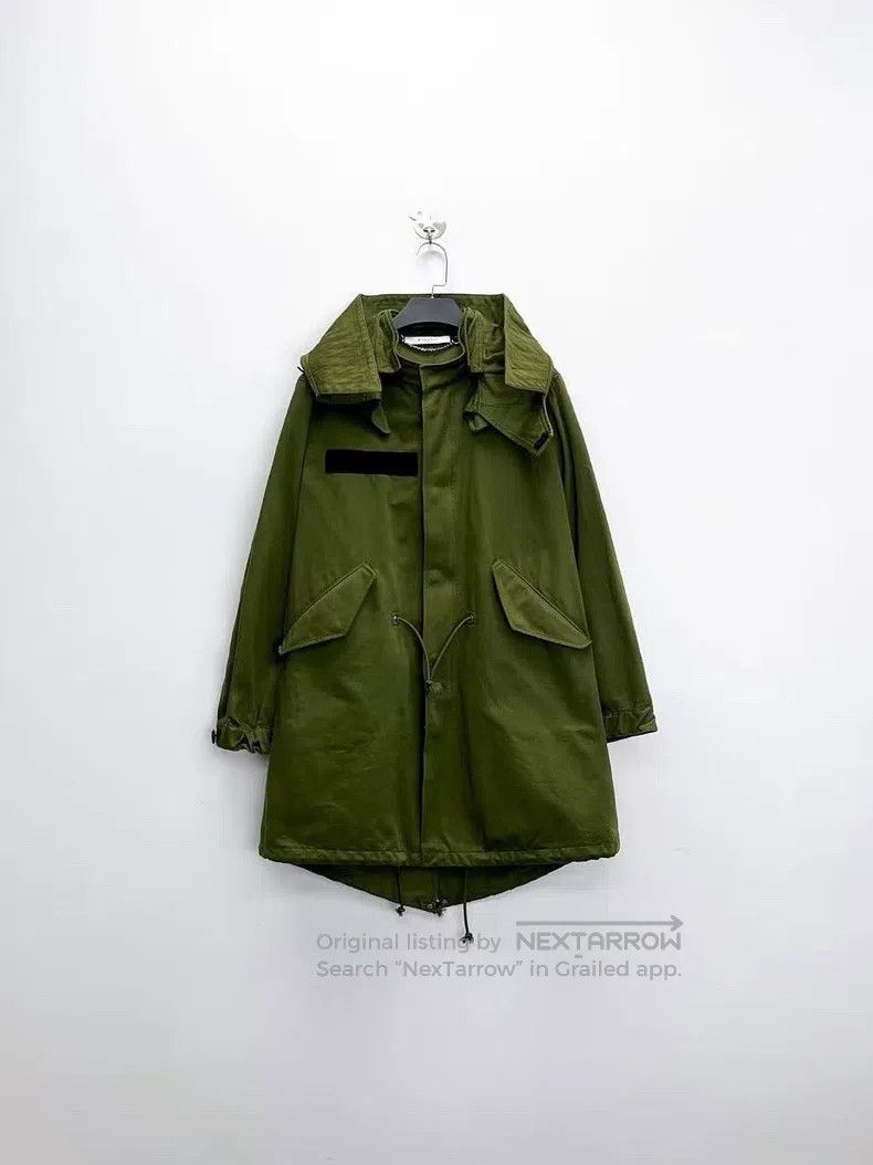 Givenchy Givenchy Military green windbreaker with hidden zipper and Size US S / EU 44-46 / 1 - 1 Thumbnail