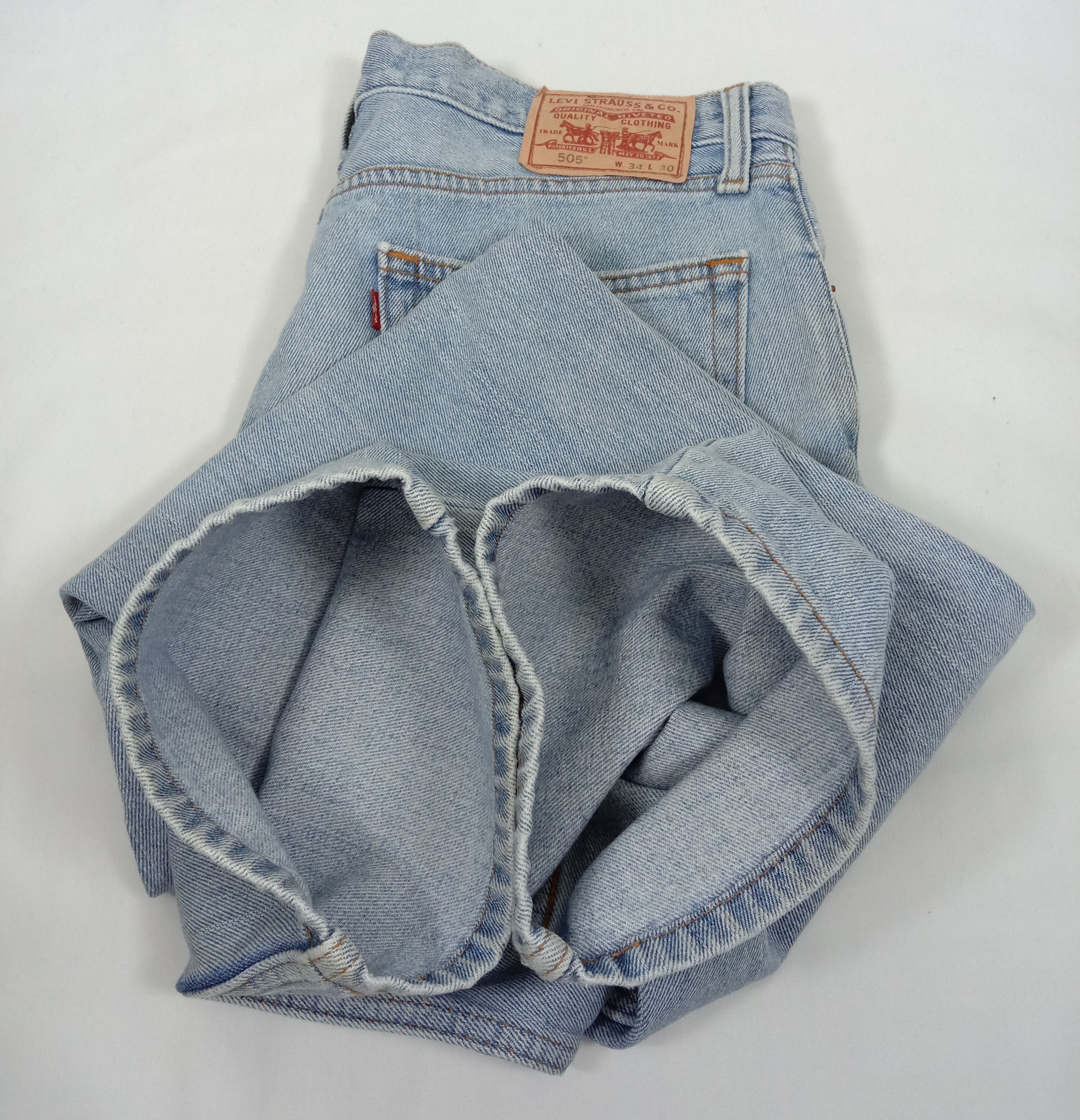 Levi's Vintage Levi's 505 Jeans Straight Fit Light Wash Denim Size US 34 / EU 50 - 15 Thumbnail