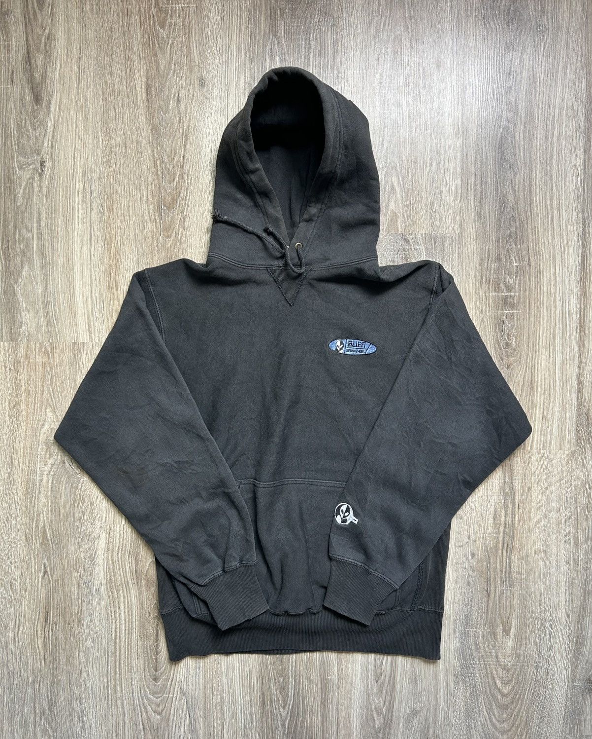 Vintage Rare Vintage Alien Workshop Skate Hoodie Size US L / EU 52-54 / 3 - 1 Thumbnail