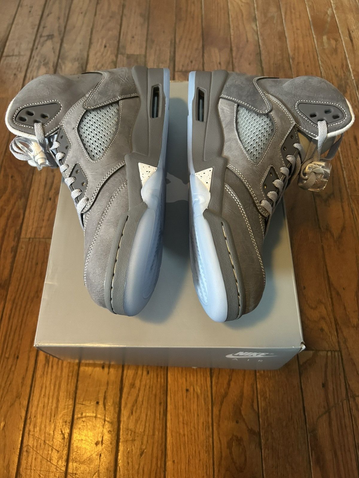 Nike Air Jordan 5 Retro Wolf Grey - Size 11.5 Size US 11.5 / EU 44-45 - 5 Thumbnail