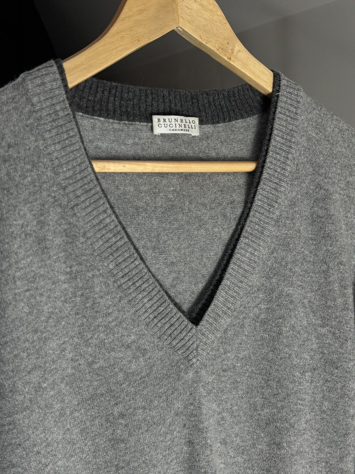 Brunello Cucinelli Brunello Cucinelli Cashmere V Neck Sweater Pullover Size US XL / EU 56 / 4 - 3 Thumbnail