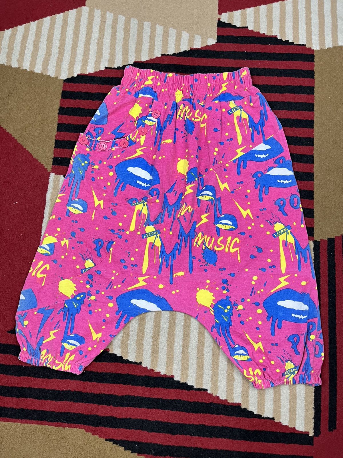 Japanese Brand Cropped Pants Full Print Y2k Style By ACDC Rag Size US 28 / EU 44 - 2 Thumbnail