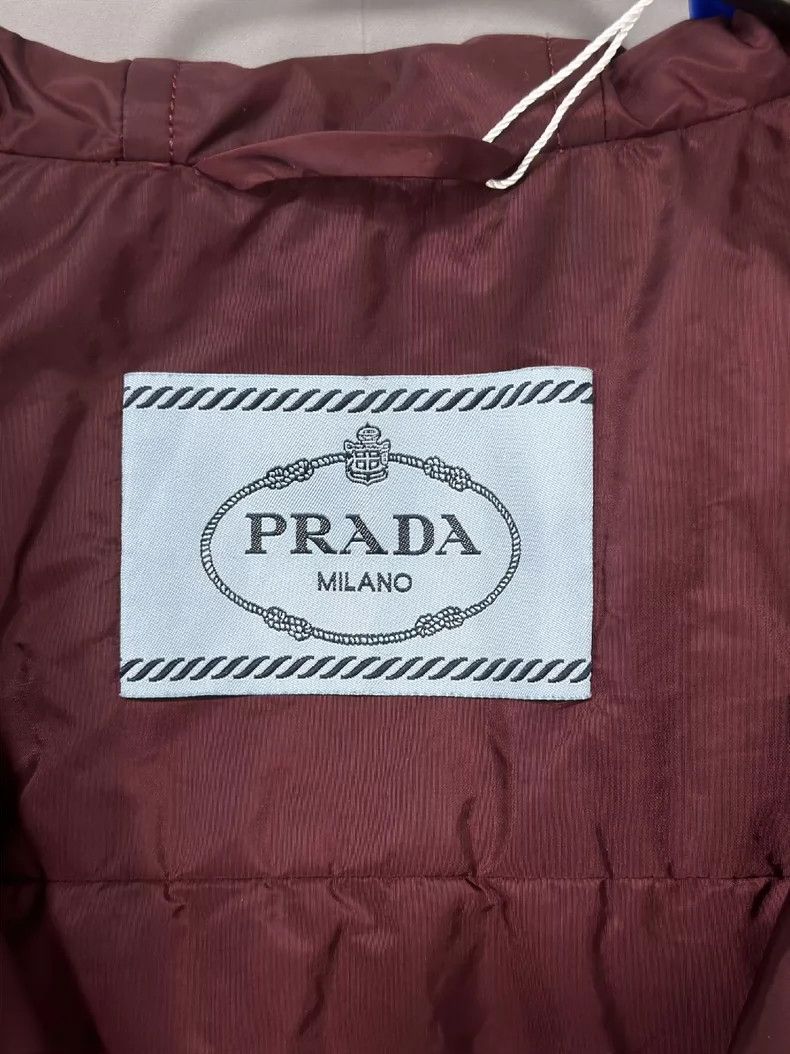 Prada Prada Size 36 Nylon triangle thin fleece jacket 2502-Next Size US XXS / EU 40 - 4 Thumbnail