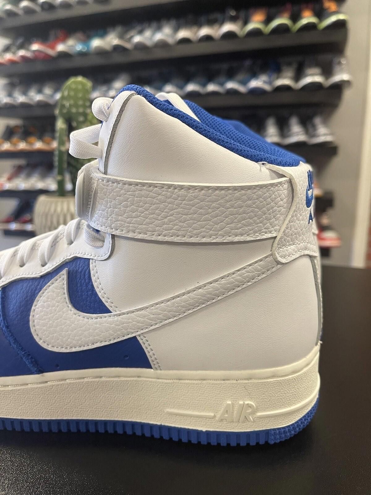 Nike Size 9 - Nike Air Force 1 High '07 LV8 EMB 75th DC8870-100 Size US 9 / EU 42 - 5 Thumbnail