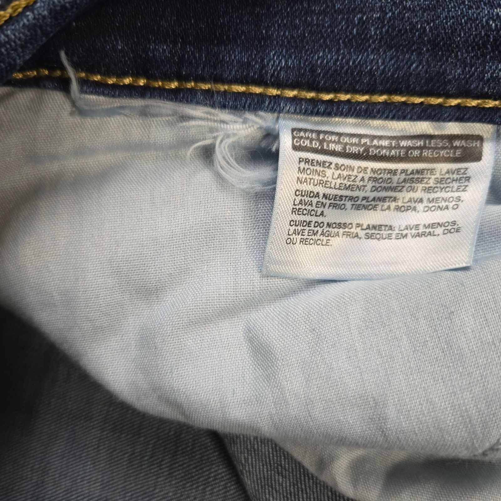 Levi's Levi's Medium Wash Mid Rise Classic Bootcut Jeans Size 32 Size 32" / US 10 / IT 46 - 5 Thumbnail