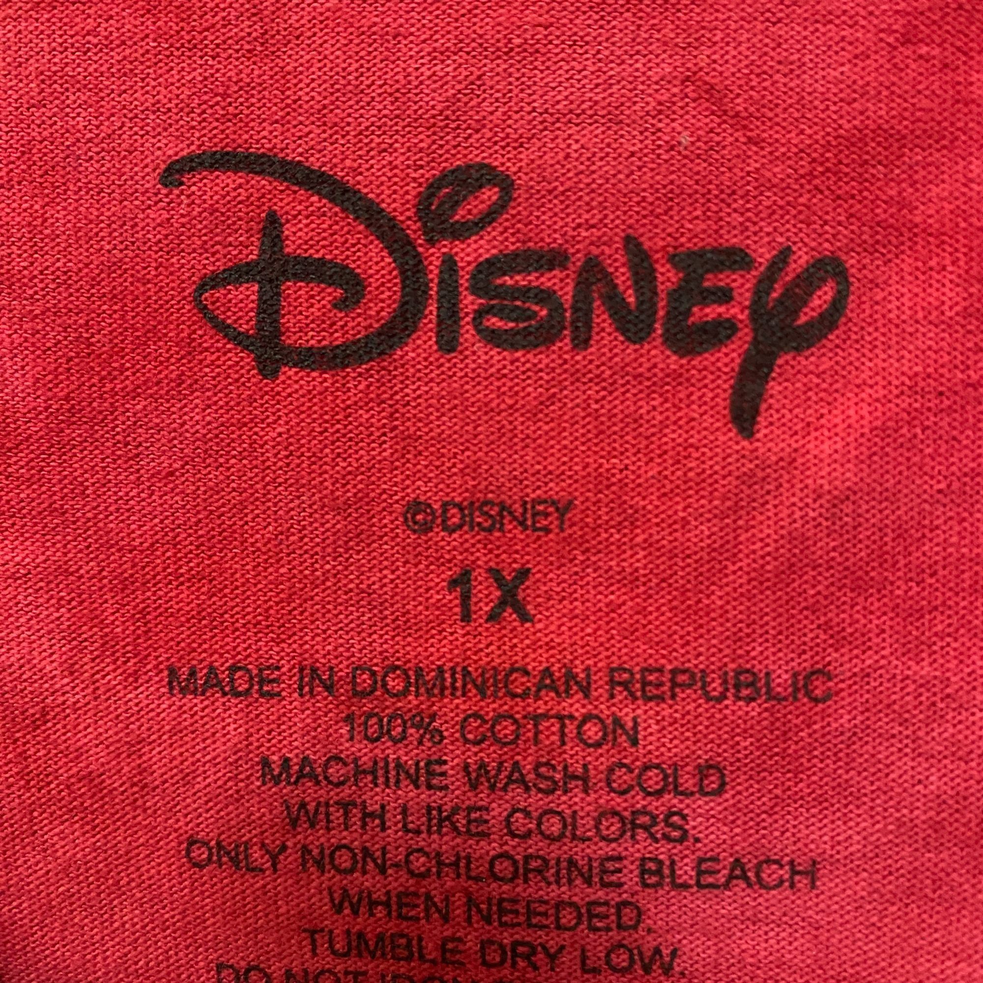 Disney Disney Santa Stitch Red Tie Dye Tshirt size 1X Size US XL / EU 56 / 4 - 4 Thumbnail
