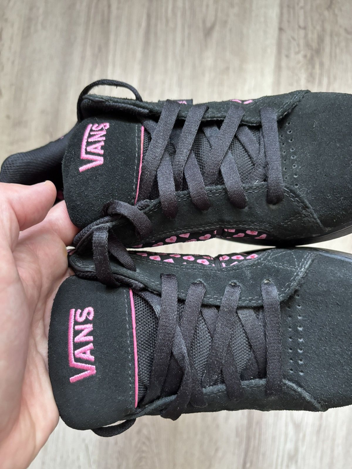 Vans Vans Decline Women’s 6.5 Pink Heart Skull Rare 2009 Y2K Emo Size US 6.5 / IT 36.5 - 3 Thumbnail