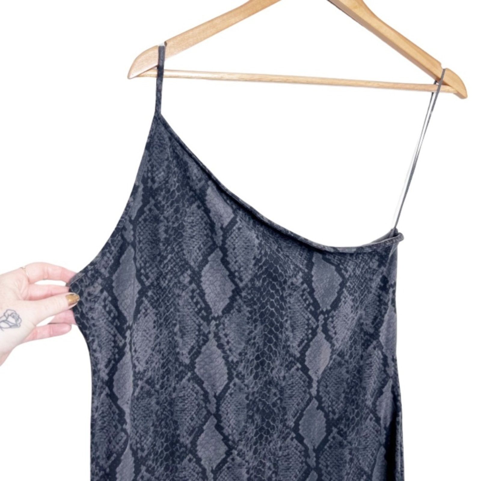Express Express Women’s Snakeskin One Shoulder Bodycon Mini Dress Size L / US 10 / IT 46 - 3 Thumbnail