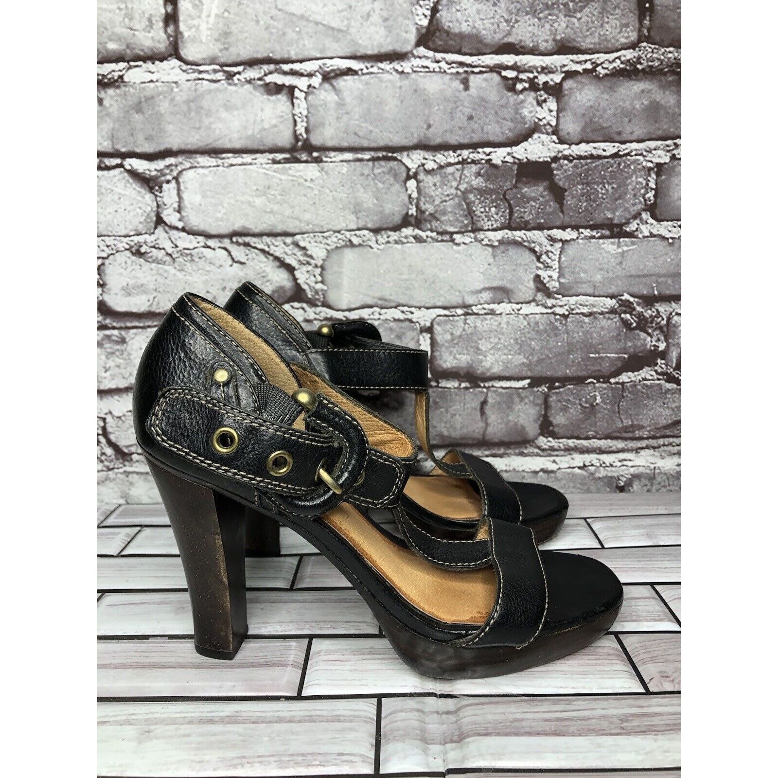 Frye Frye Gabby Bucklet Black Leather T-Strap High Heel Sandals W Size US 7 / IT 37 - 1 Thumbnail