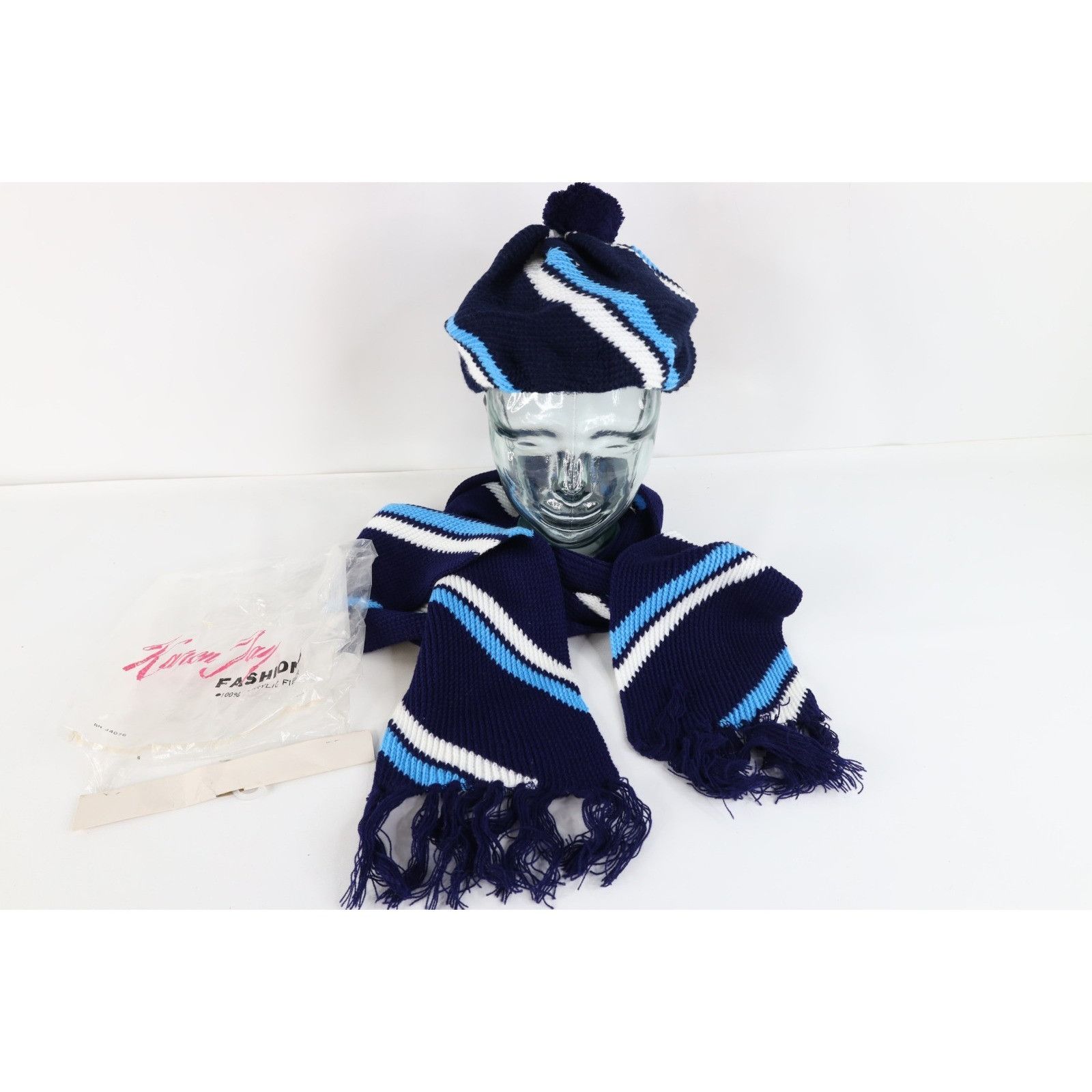 Vintage NOS Vintage 70s Streetwear 2 Piece Winter Neck Scarf Beanie Size ONE SIZE - 1 Thumbnail