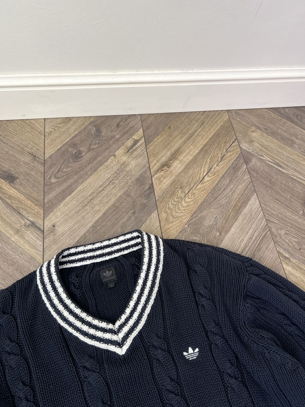 Adidas Vintage Adidas Cable Knit Sweater Navy V-Neck Logo Retro Size US XL / EU 56 / 4 - 6 Thumbnail