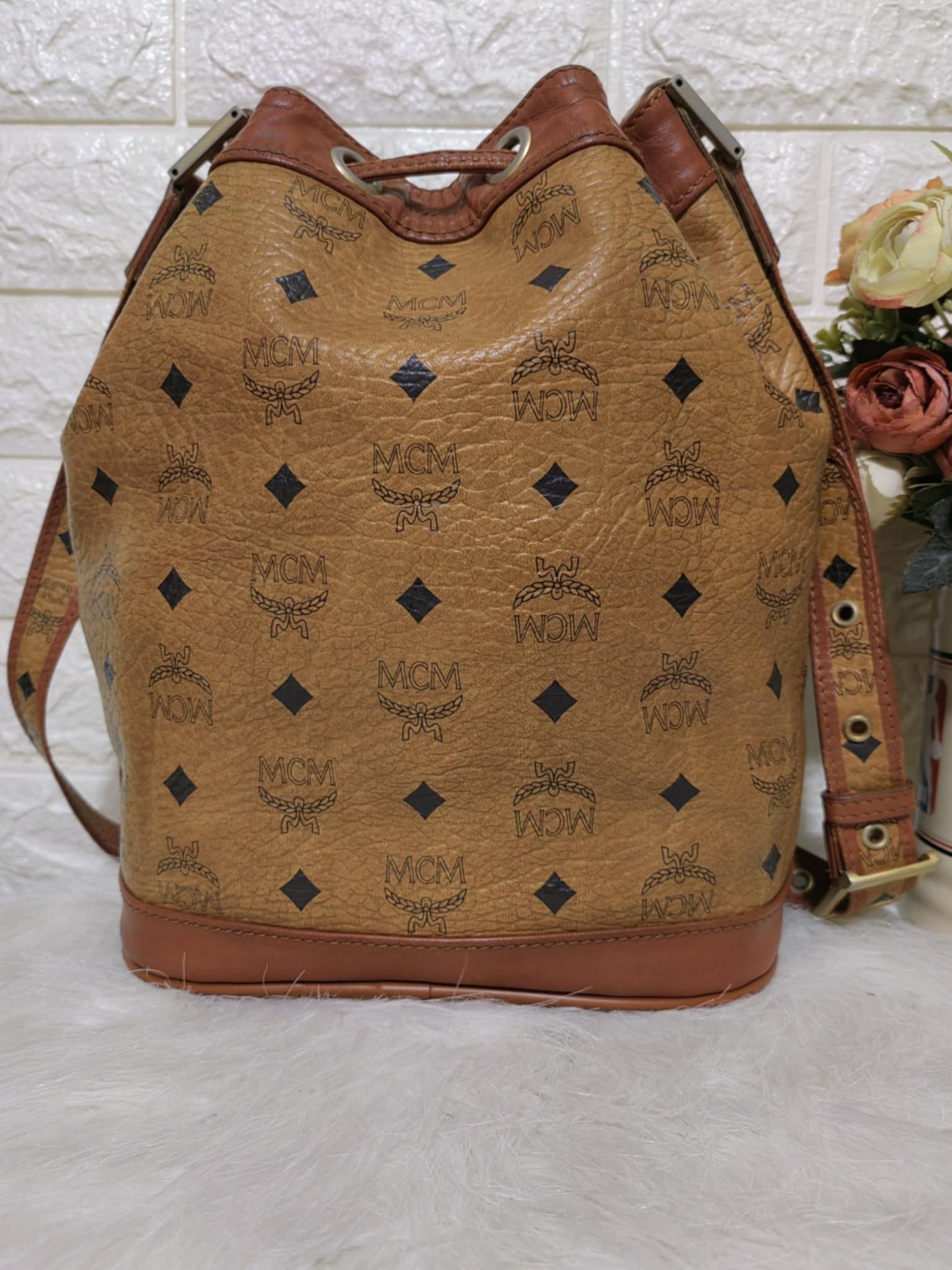 MCM MCM COGNAC VISETOS CROSSBODY BUCKET BAG MADE in GERMANY Size ONE SIZE - 16 Thumbnail