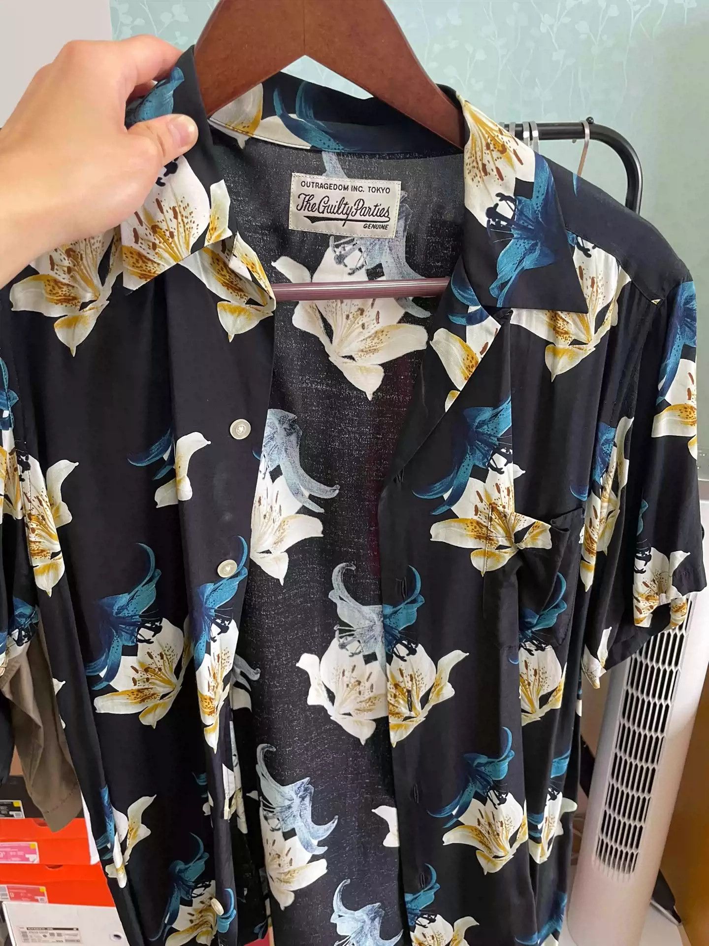 image of Wacko Maria Aloha Shirt, Men's (Size Medium)