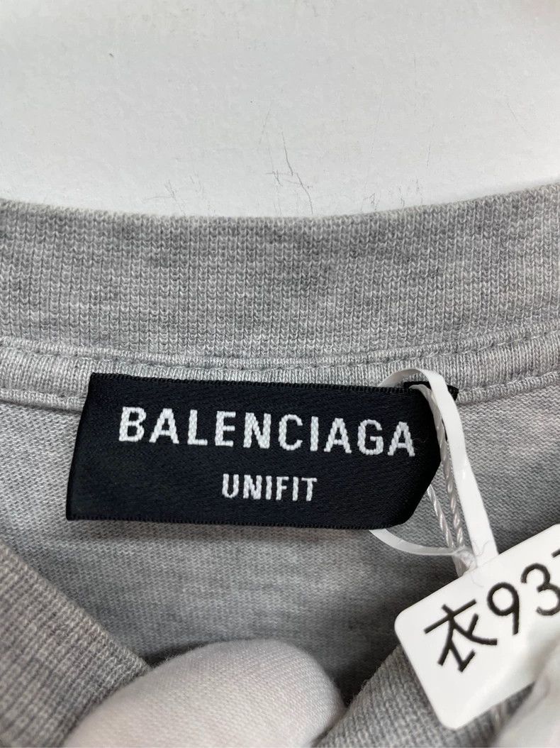 Balenciaga Balenciaga Grey FBI short sleeve Size US M / EU 48-50 / 2 - 5 Thumbnail