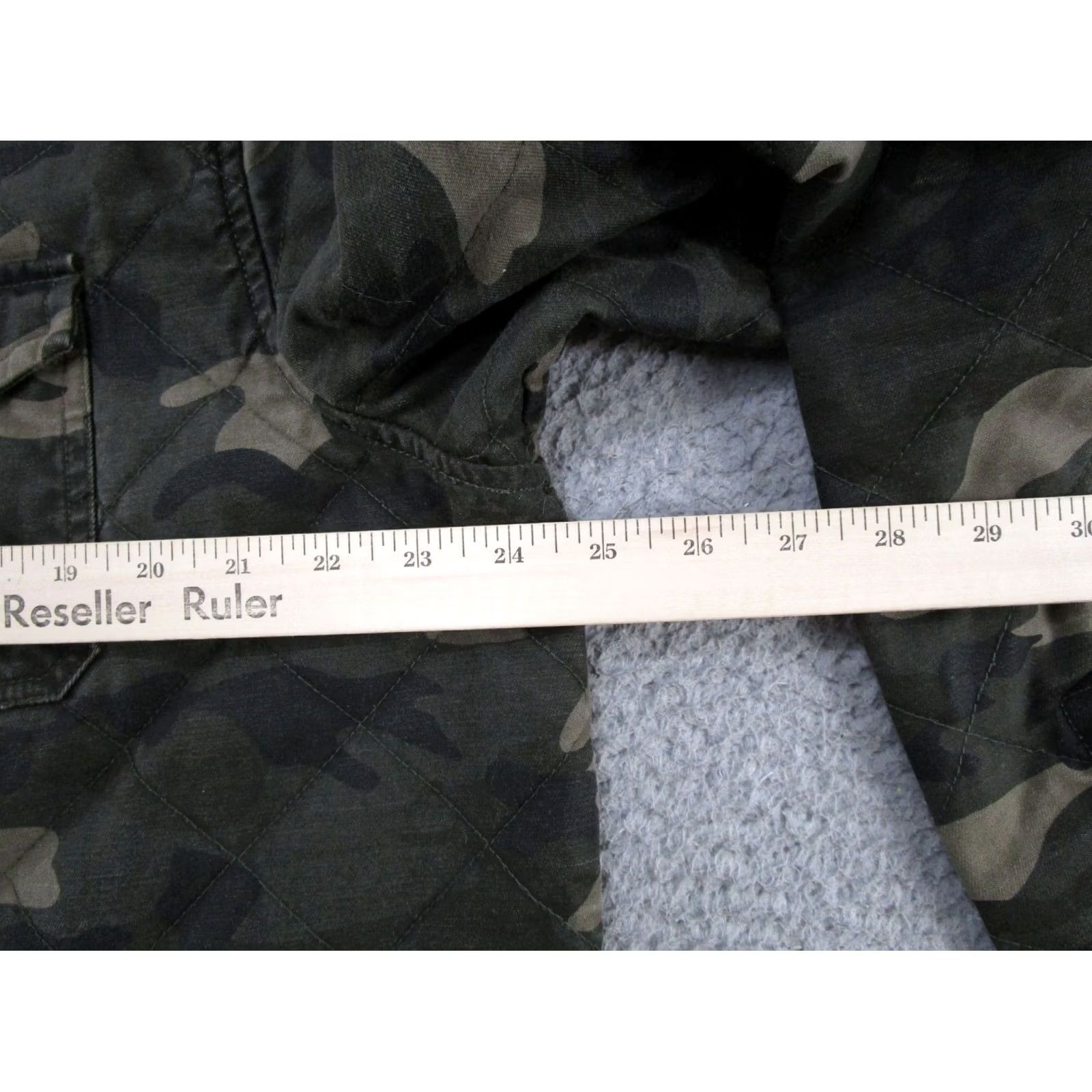 Levi's Levis Jacket Full Zip Mens XL Woodland Camo Quilted Collared Outdoors Military Jacket Colorful Camouflage Pattern Wool- Size US XL / EU 56 / 4 - 6 Thumbnail