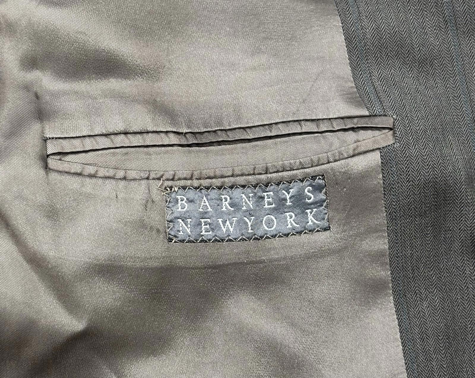 Barneys New York Barneys New York Blazer Jacket Mens 44R Virgin Wool Fishbone Size 44R - 2 Thumbnail
