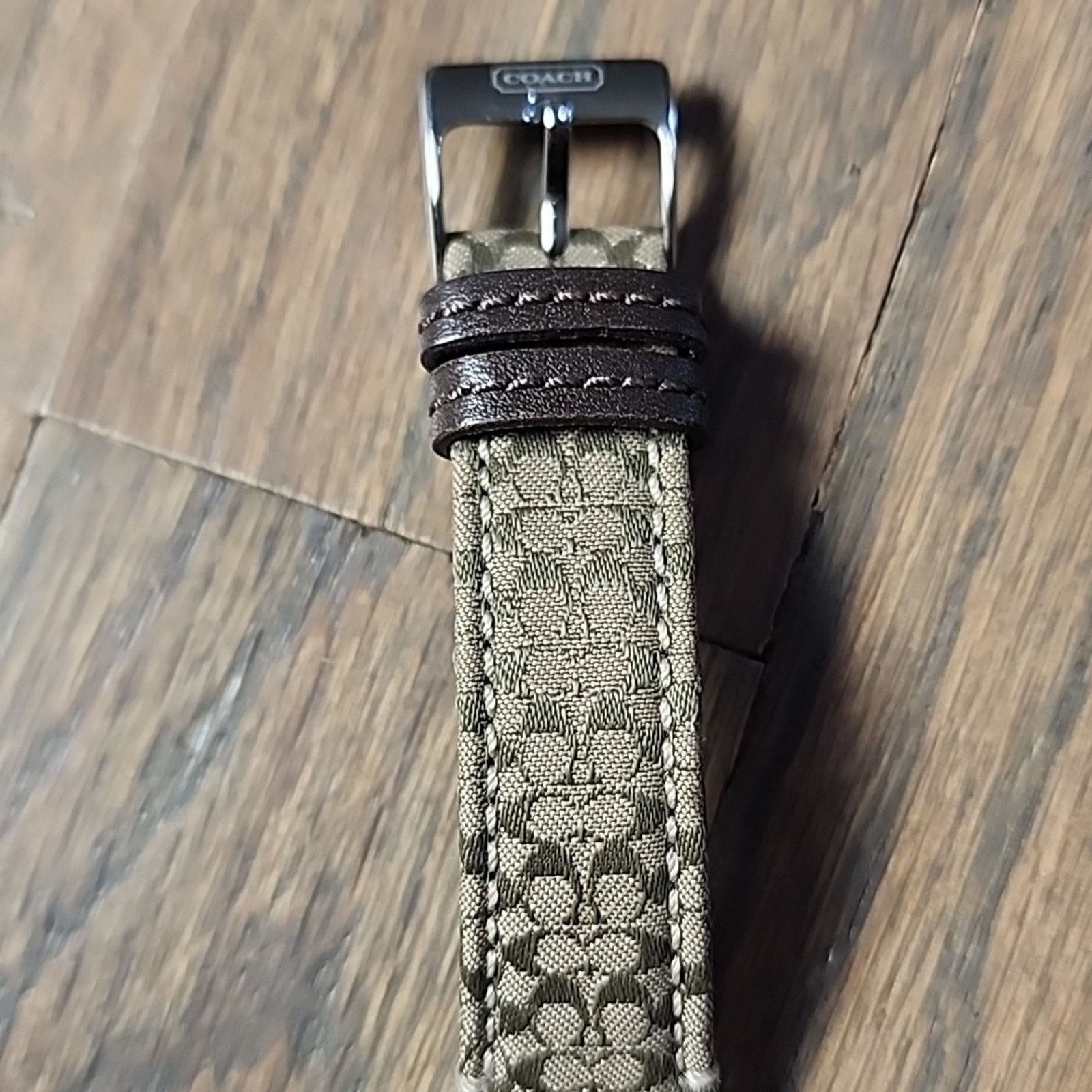 Coach Vintage Classic Coach Tan Signature C Fabric Watch Size ONE SIZE - 6 Thumbnail