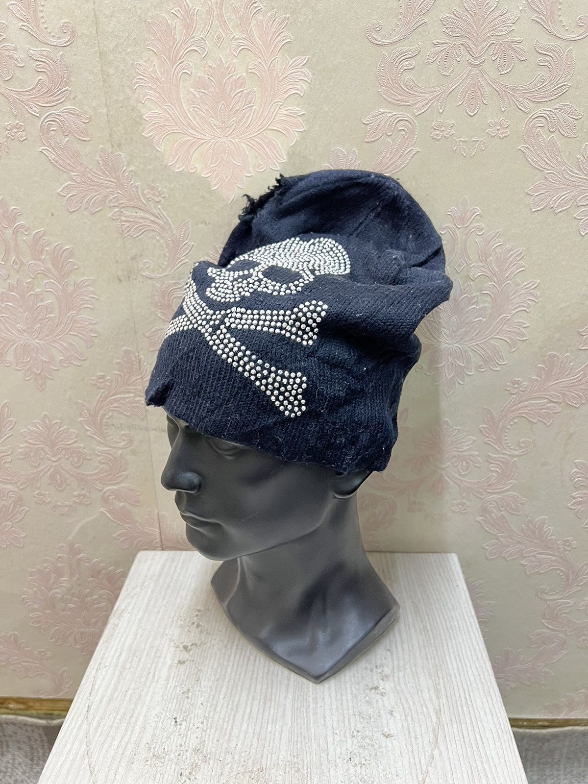 Seditionaries Skulls Punk Rock Distressed Beanie Hats Size ONE SIZE - 4 Thumbnail
